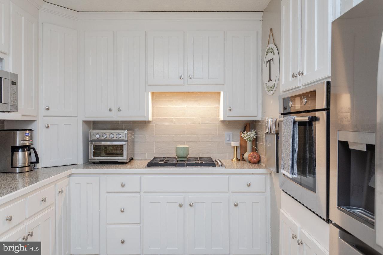 LAKEWOOD - Residential