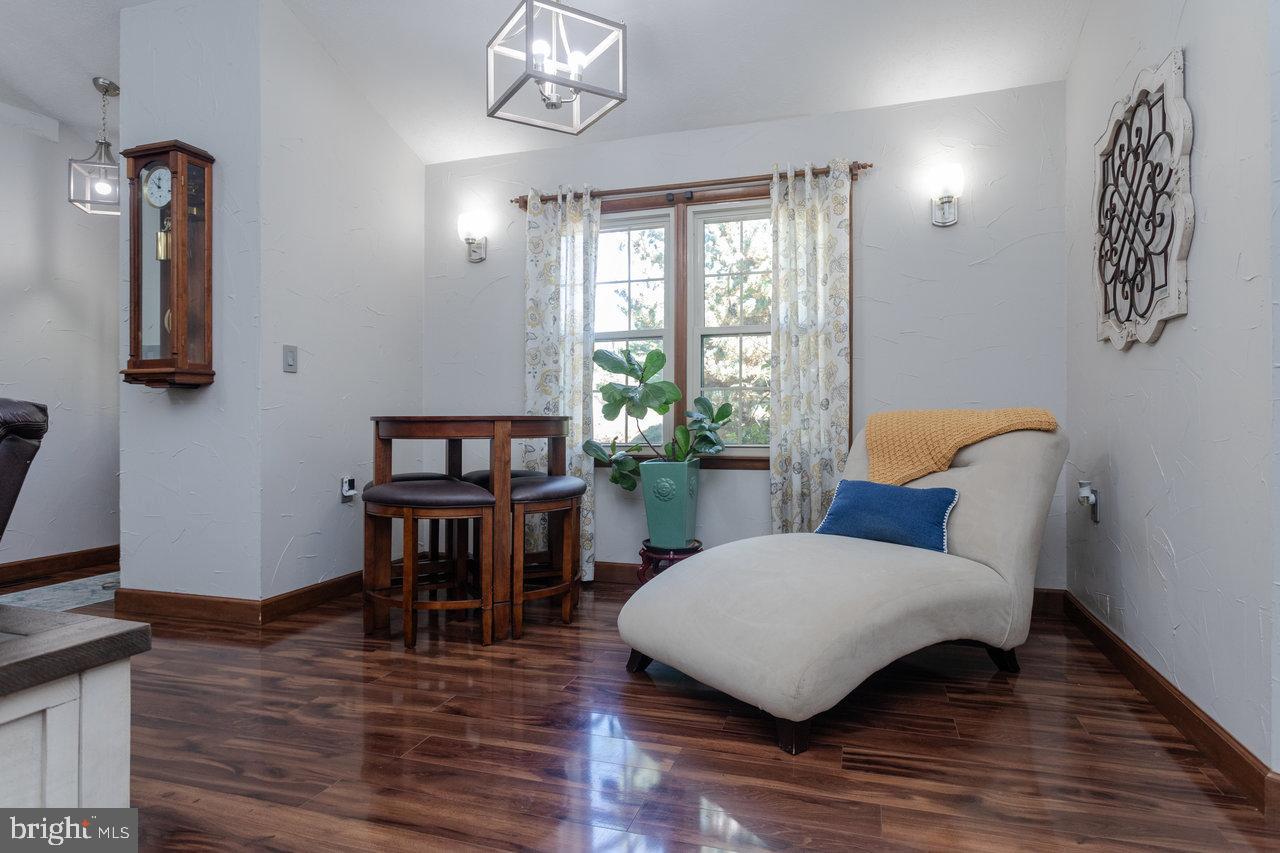 LAKEWOOD - Residential