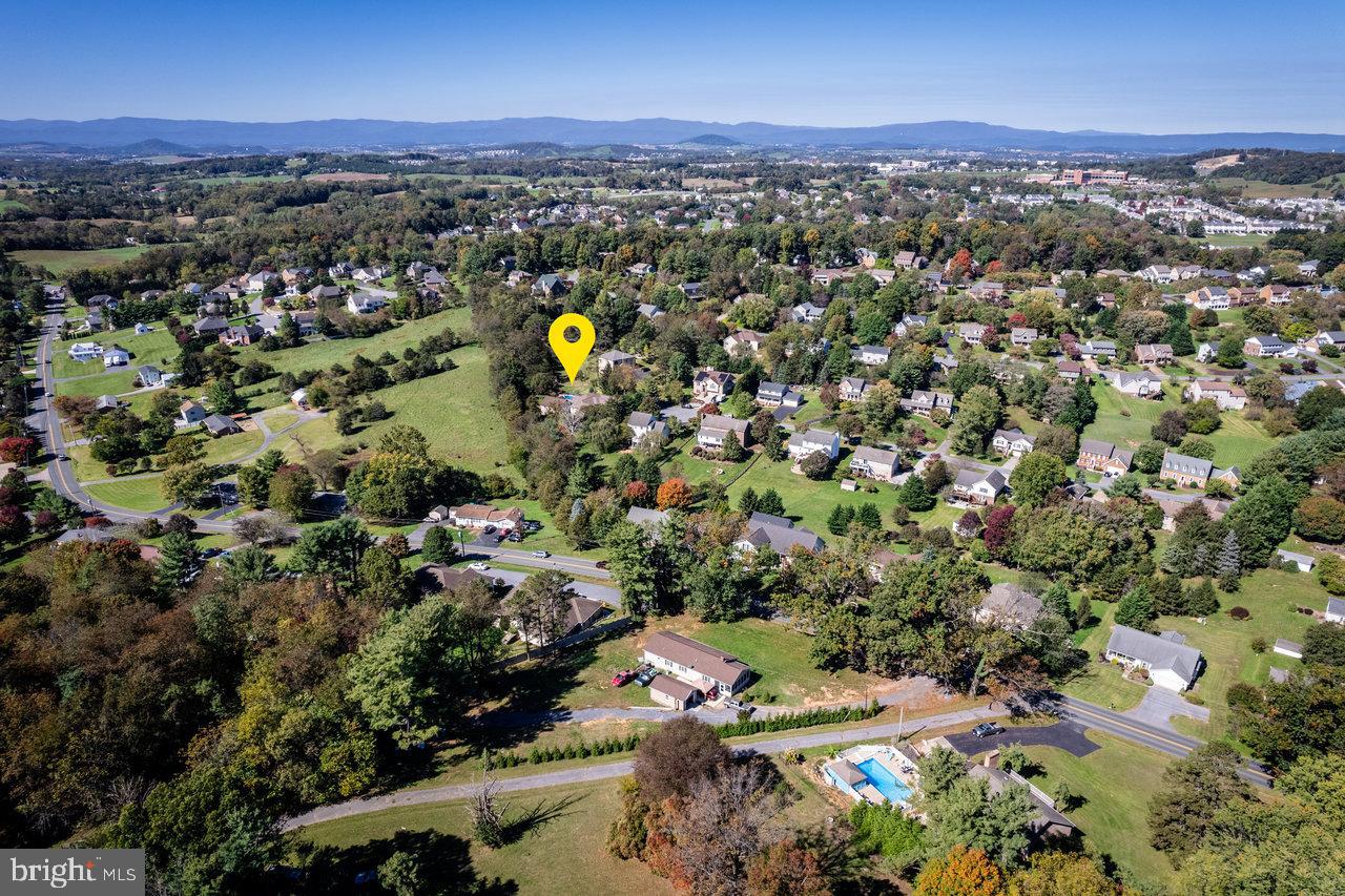 LAKEWOOD - Residential