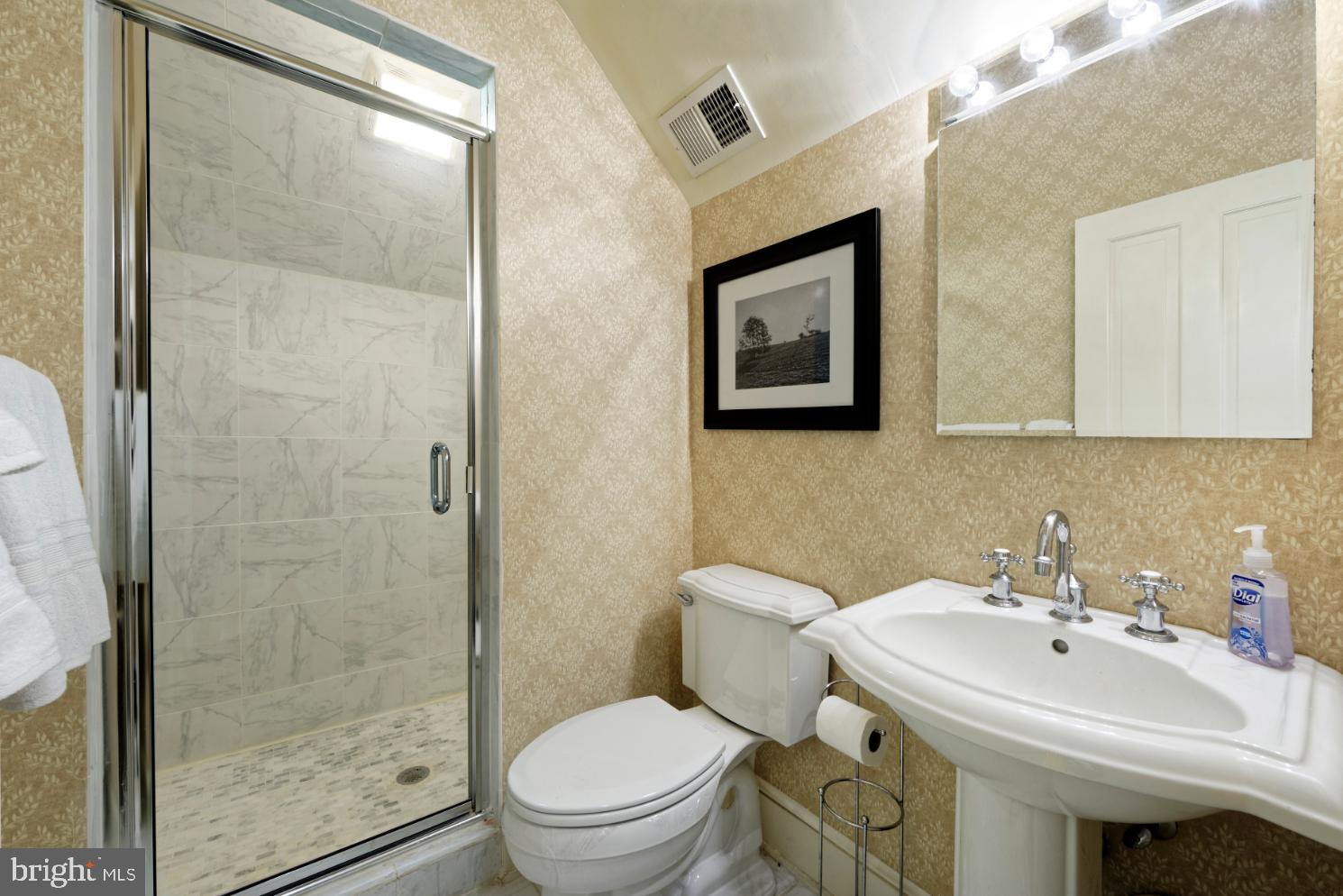 ATOKA CHASE - Residential