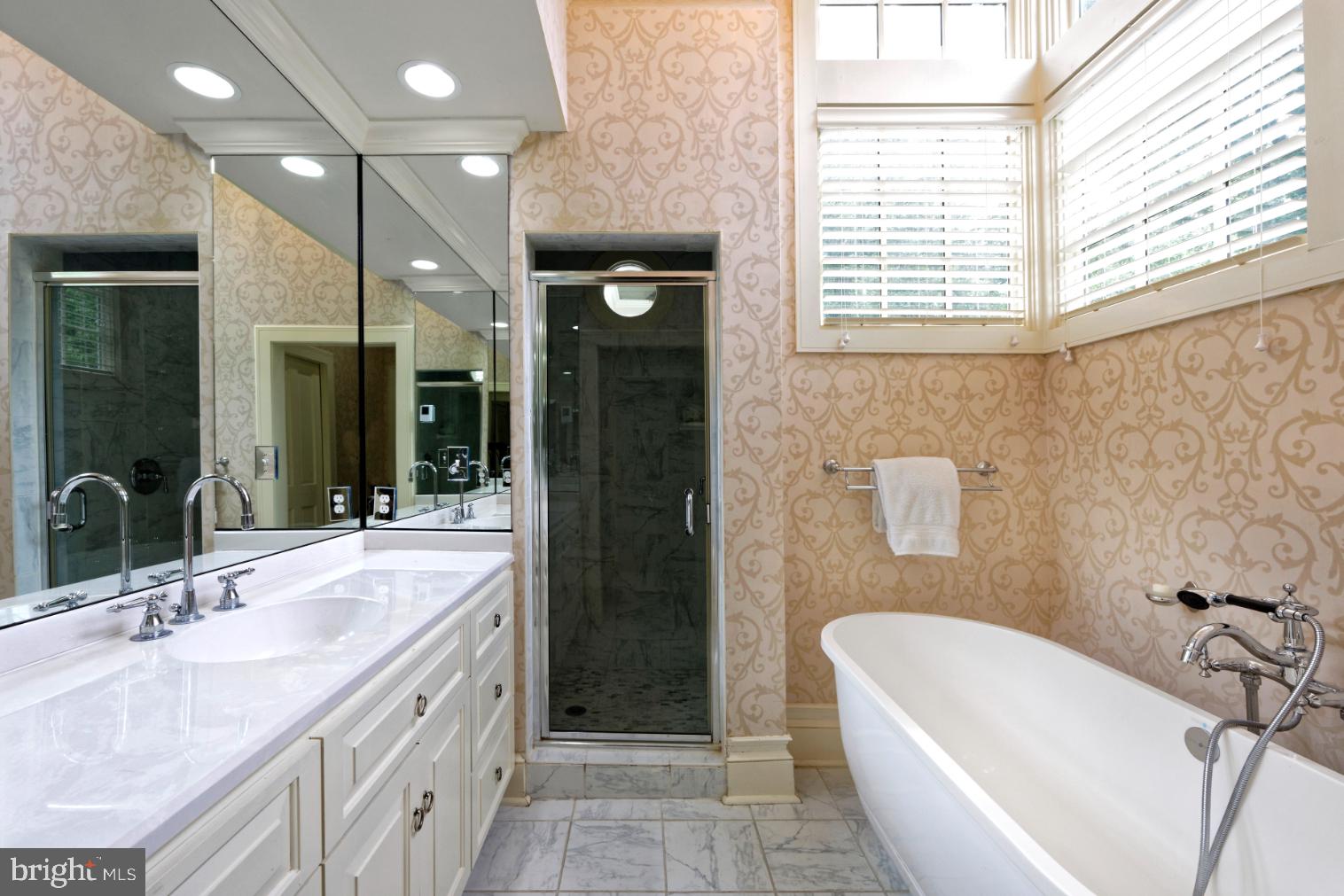 ATOKA CHASE - Residential