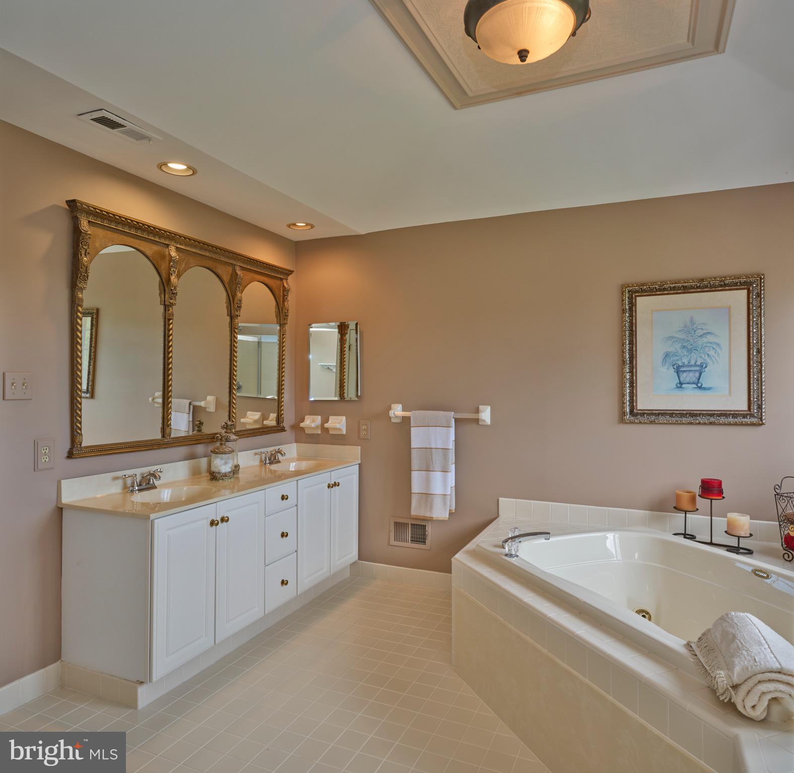 KIMBLES FIELD AT F - Residential