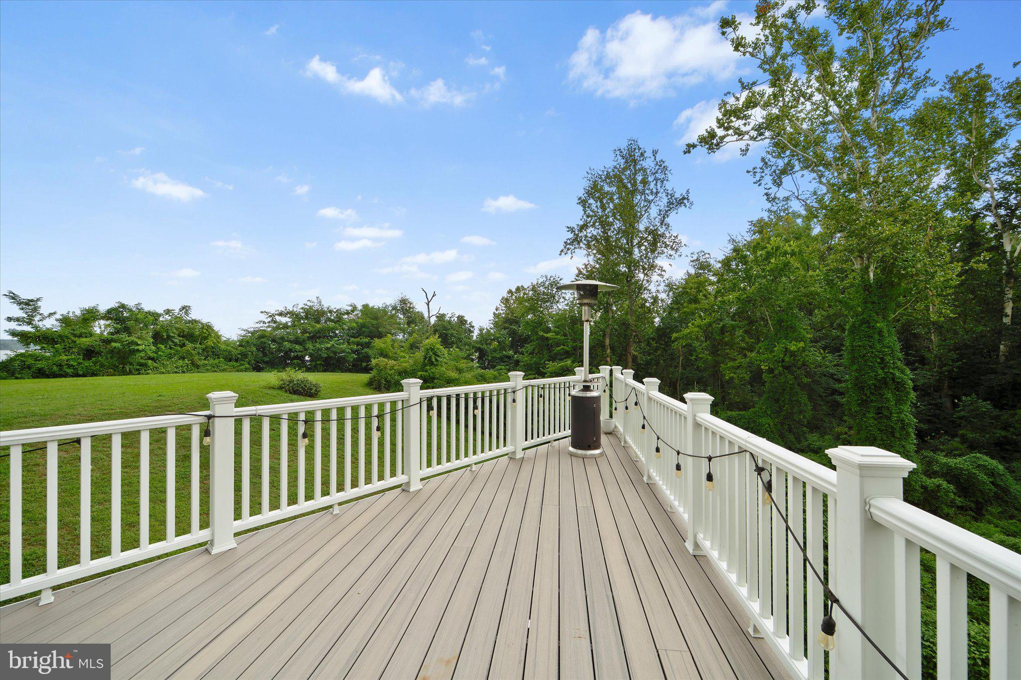 GUNSTON MANOR - Residential Lease