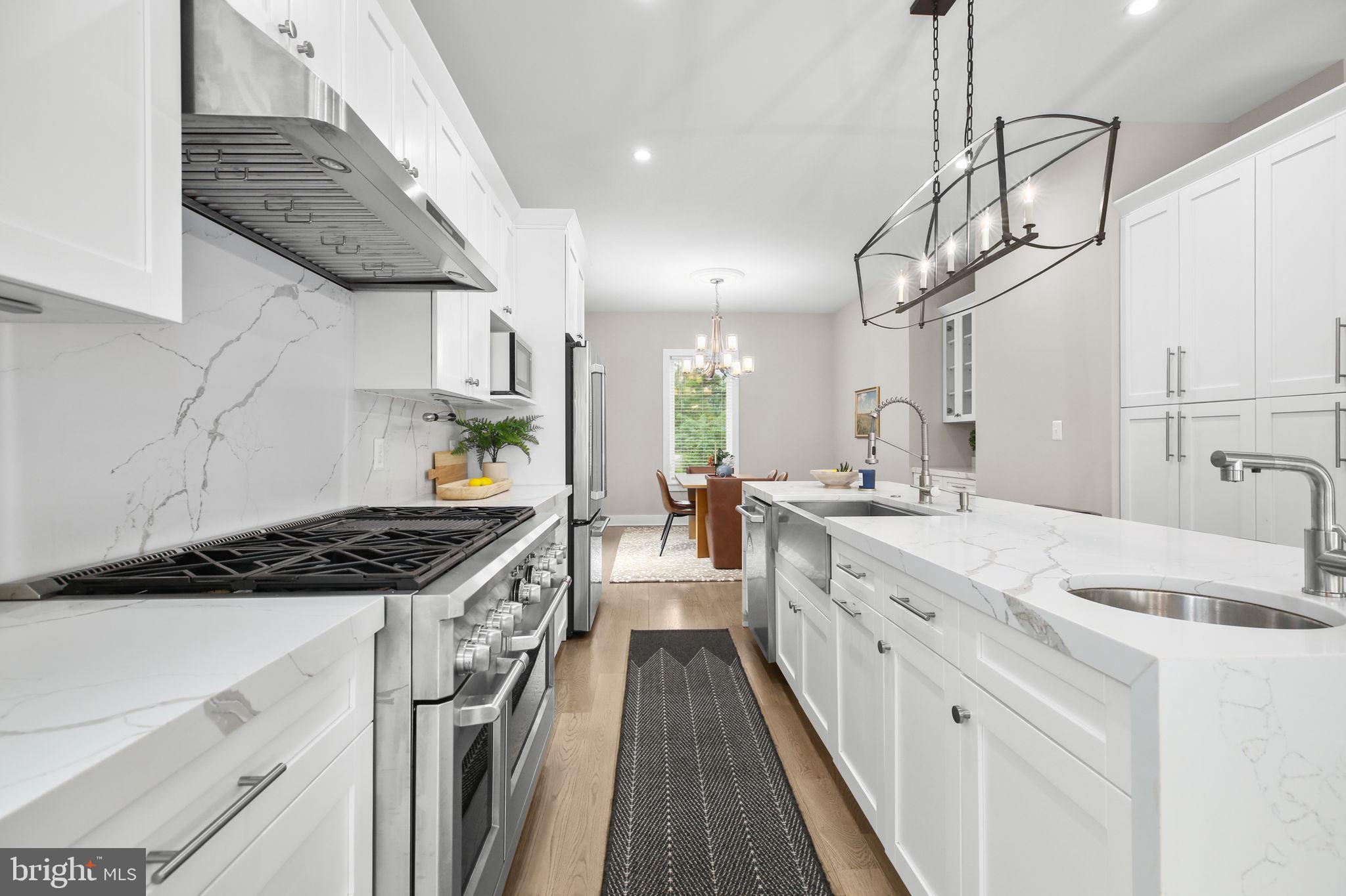 GUNSTON MANOR - Residential Lease