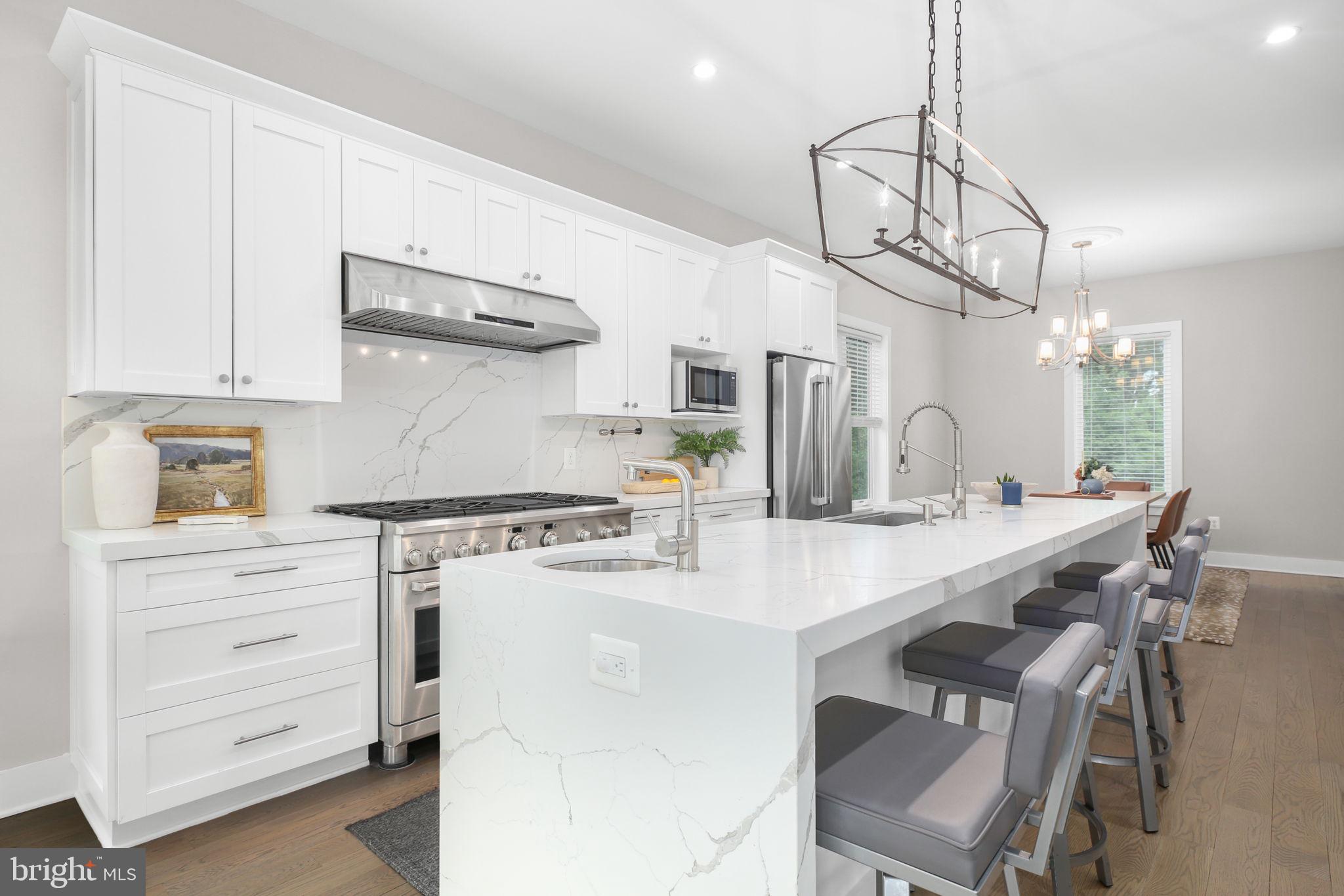 GUNSTON MANOR - Residential Lease