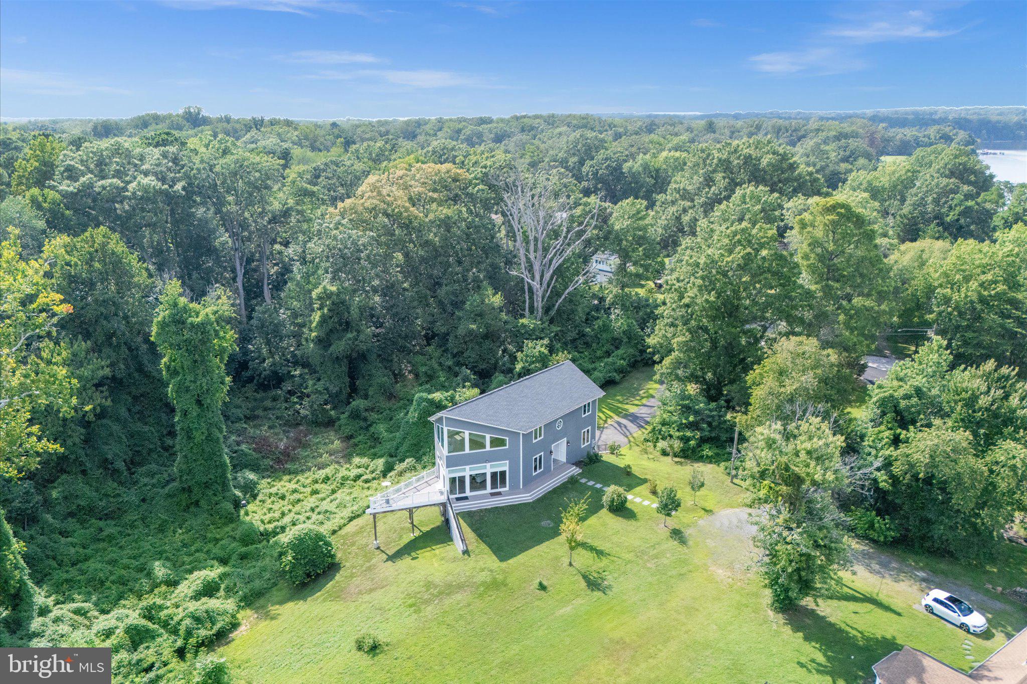 GUNSTON MANOR - Residential Lease