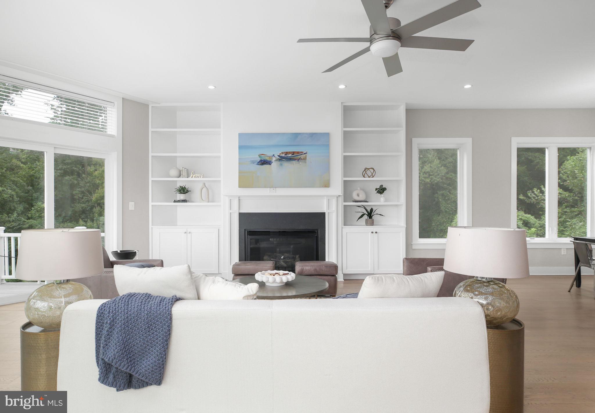 GUNSTON MANOR - Residential Lease