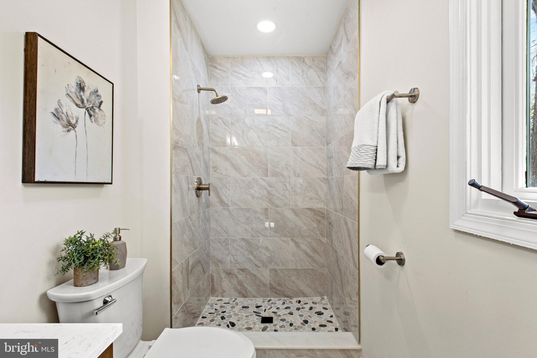 FRANKLIN MANOR BEACH - Residential