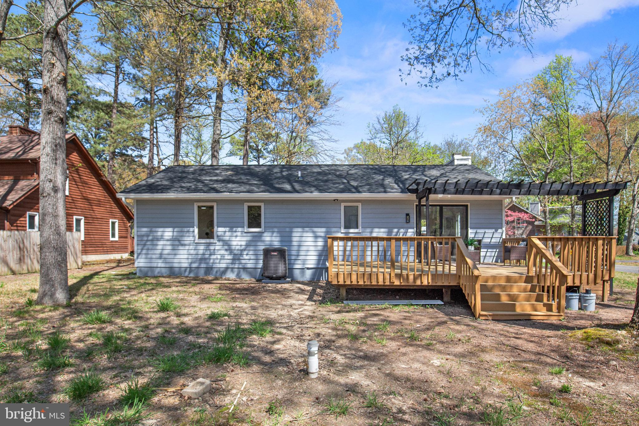 FRANKLIN MANOR BEACH - Residential