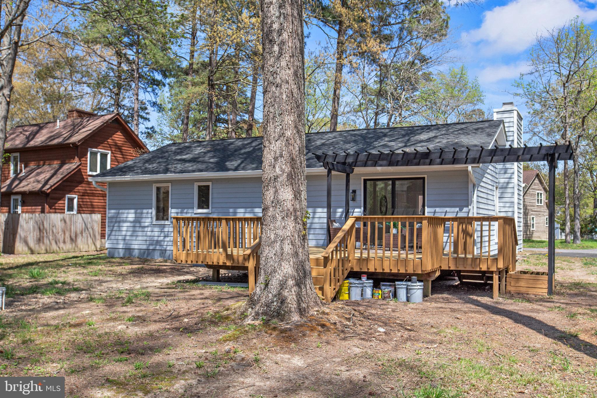 FRANKLIN MANOR BEACH - Residential