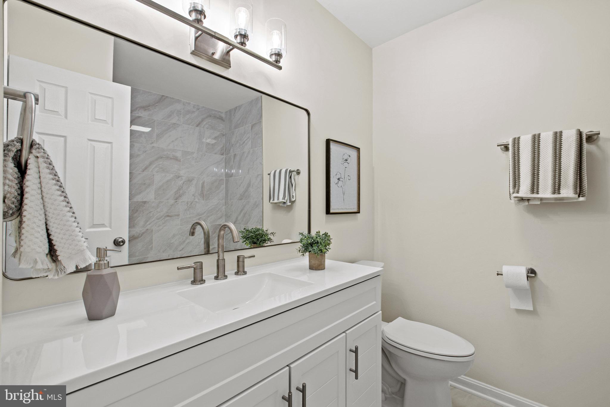 FRANKLIN MANOR BEACH - Residential