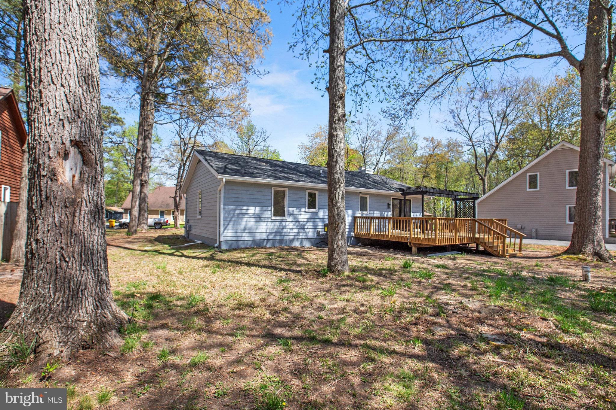 FRANKLIN MANOR BEACH - Residential