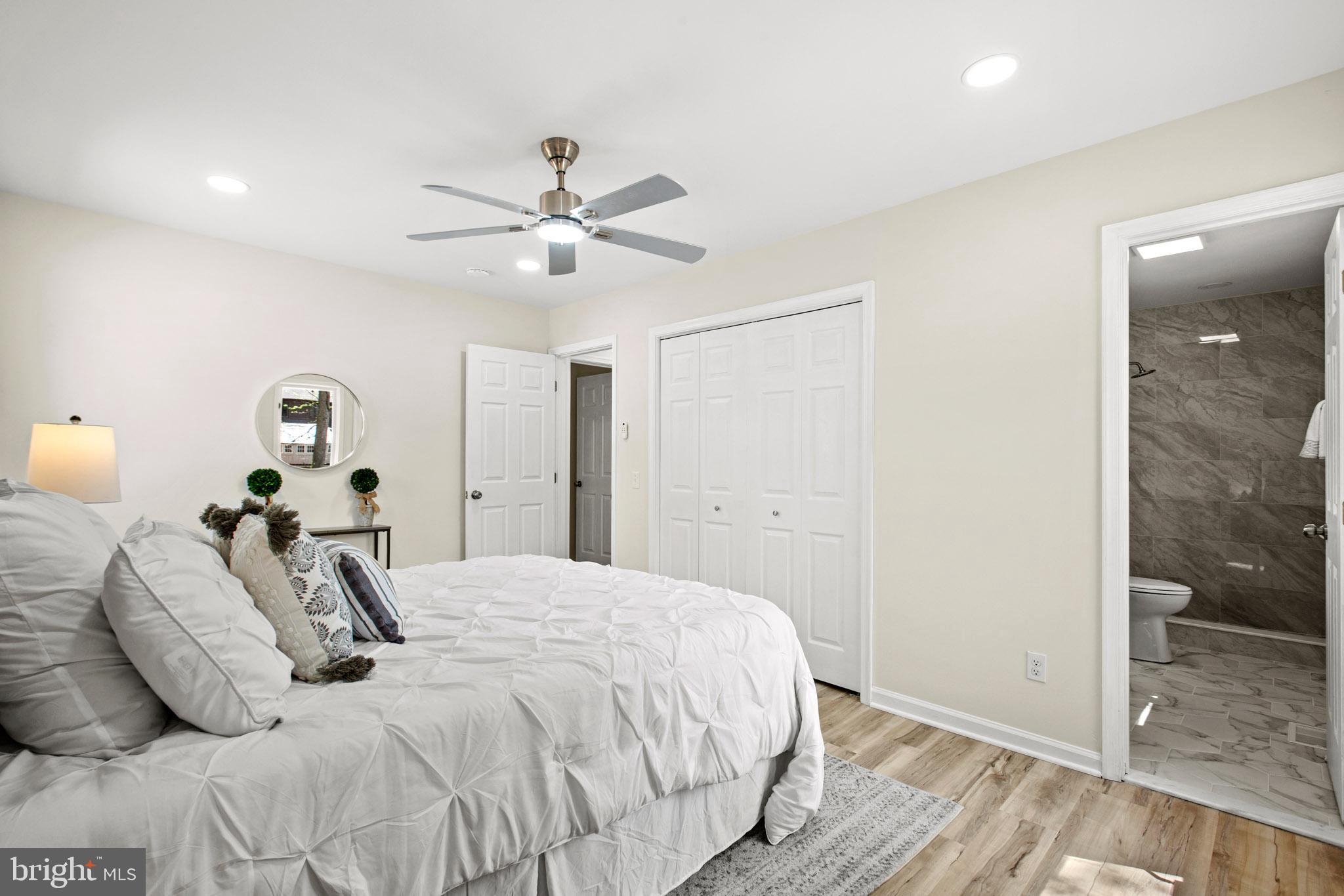 FRANKLIN MANOR BEACH - Residential