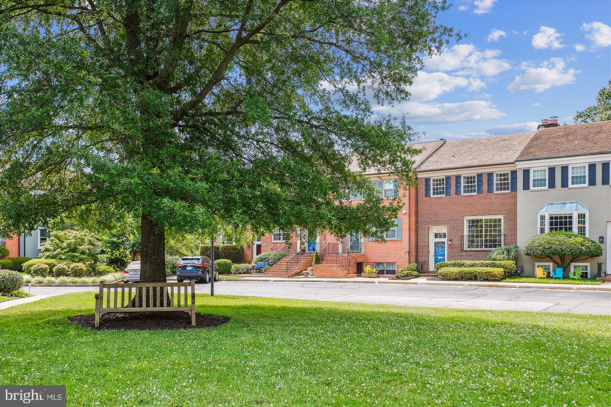 6334 GOLF COURSE SQUARE