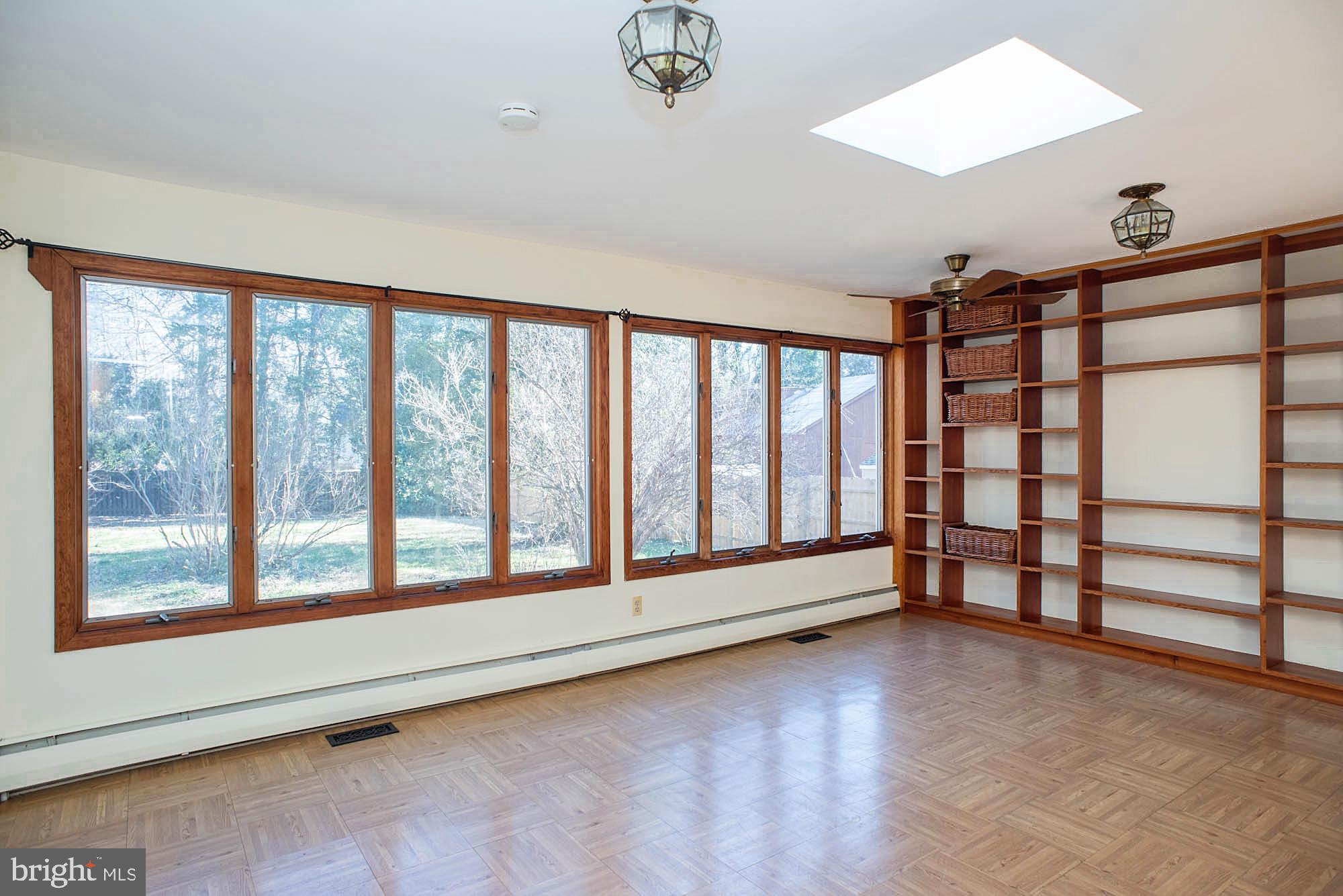 CEDAR CREST MANOR - Residential Lease