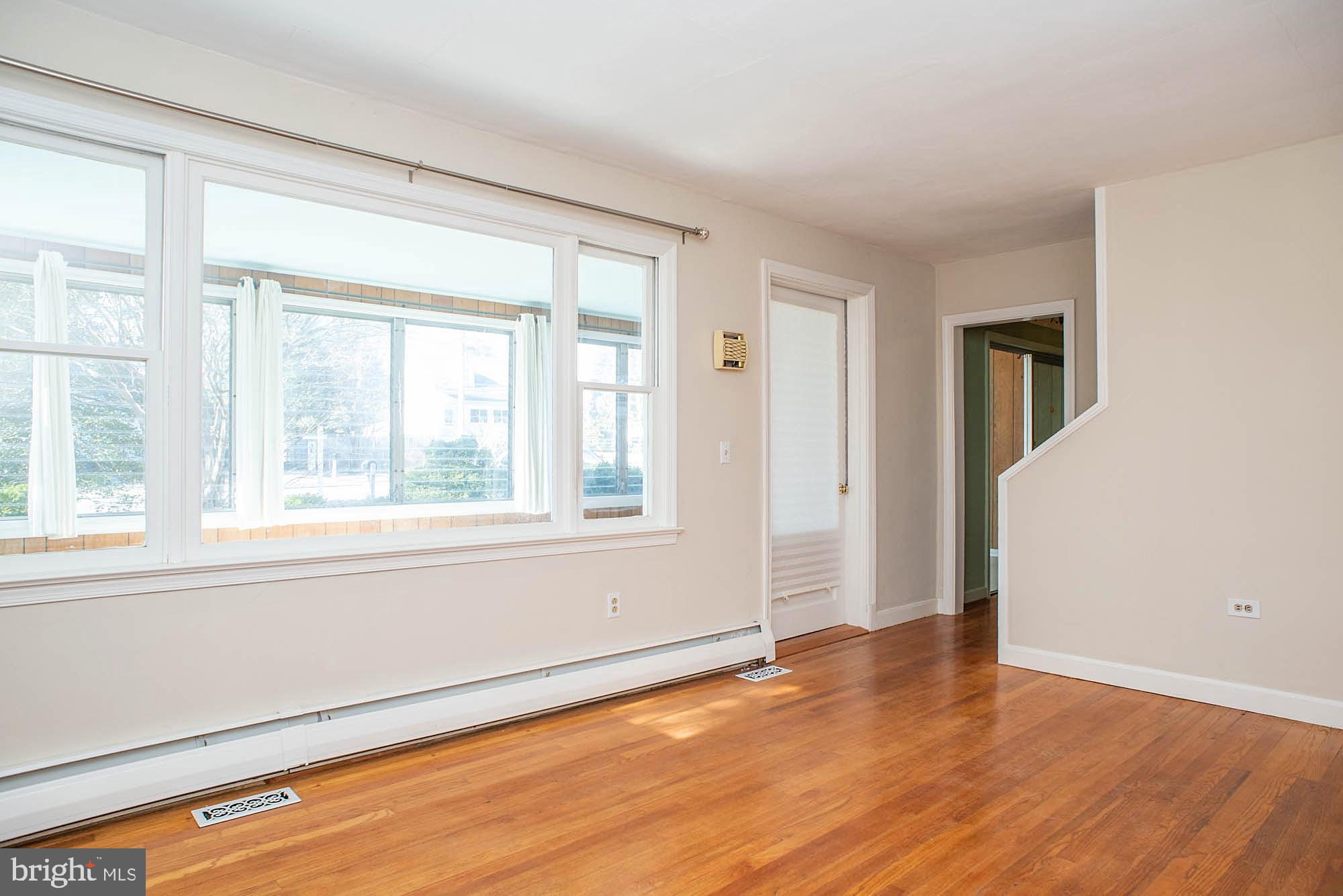 CEDAR CREST MANOR - Residential Lease