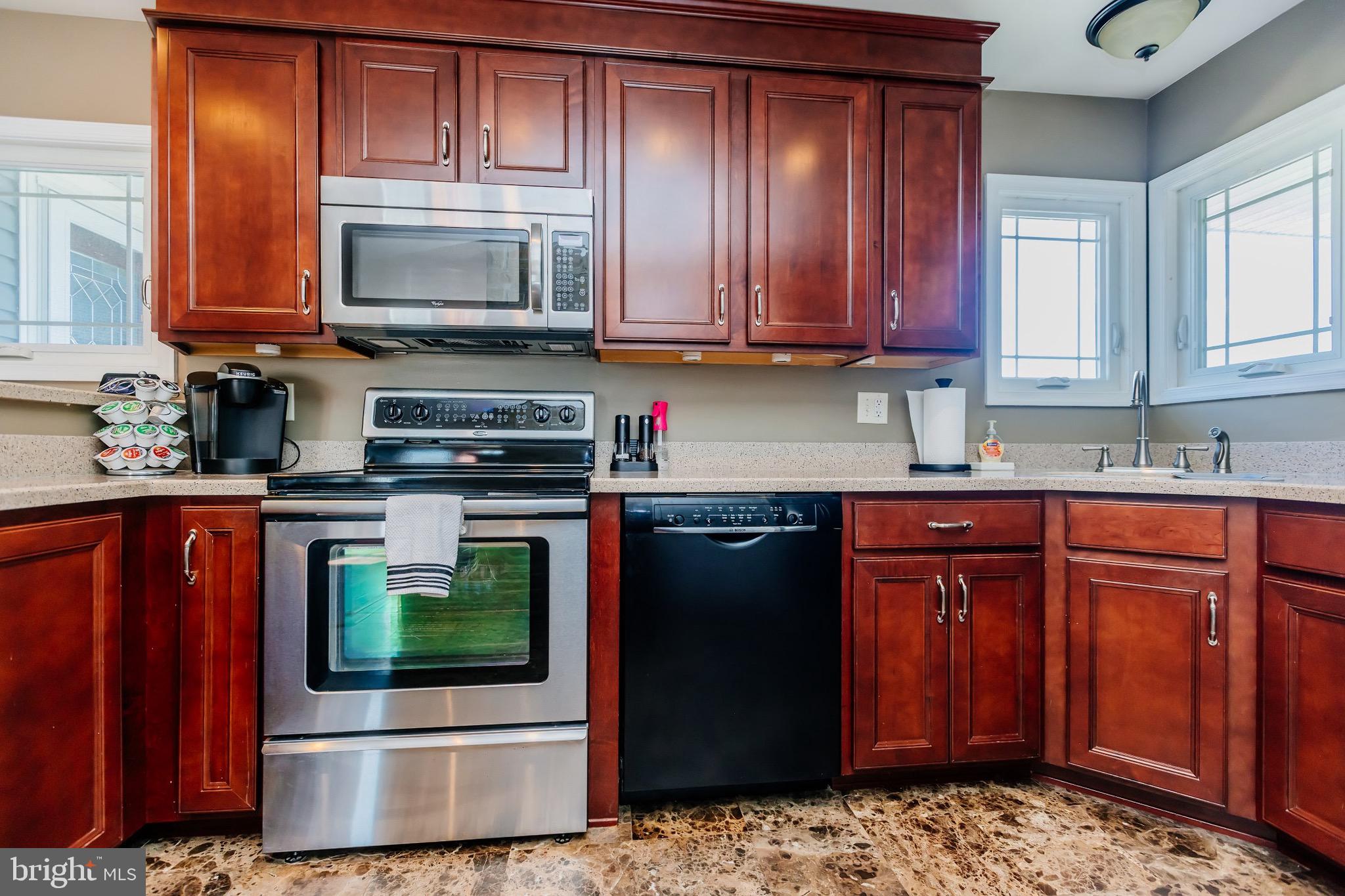 MAGNOLIA HILL - Residential