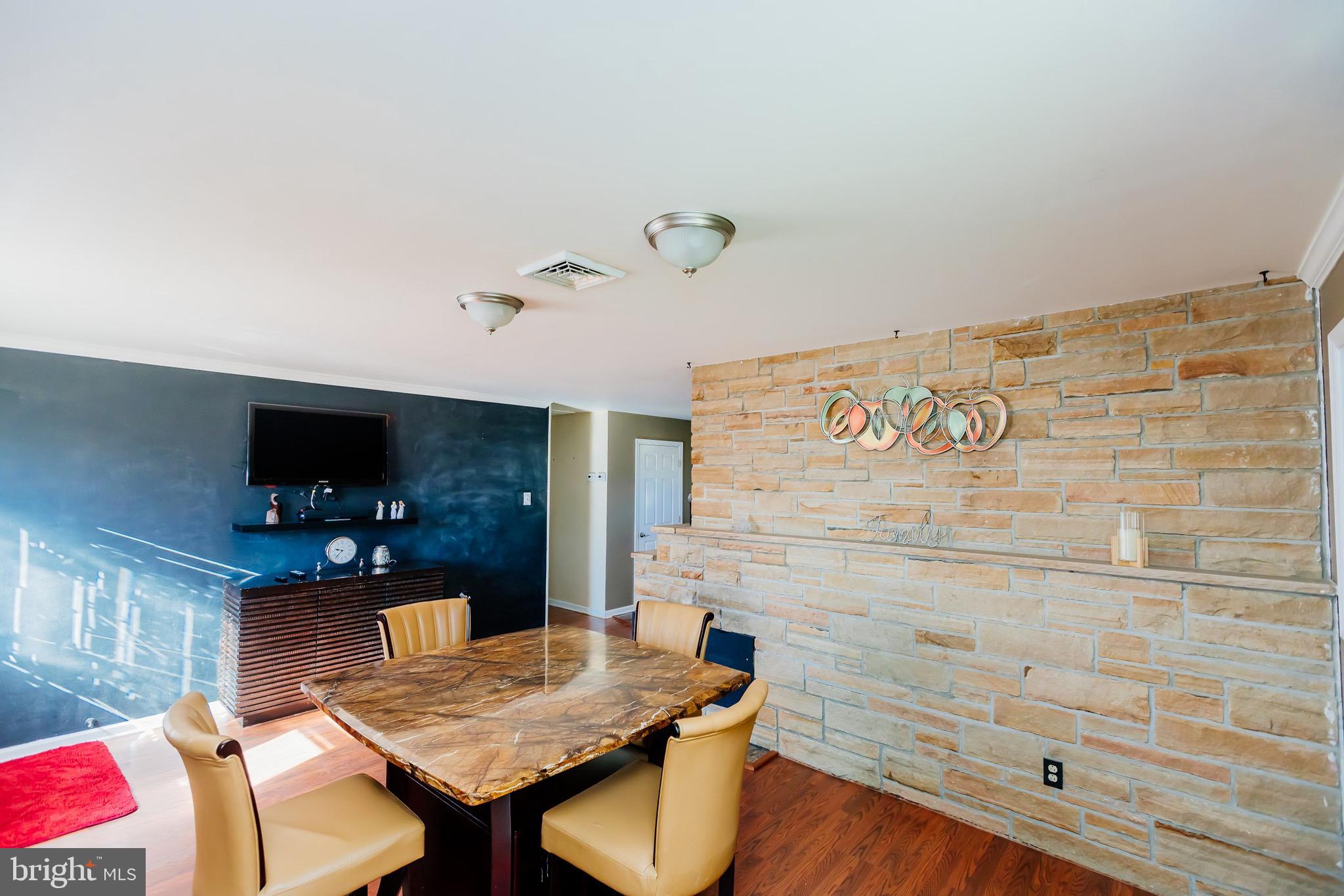 MAGNOLIA HILL - Residential