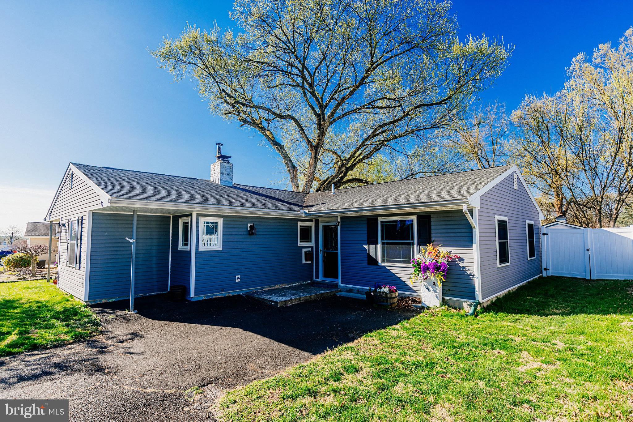 MAGNOLIA HILL - Residential