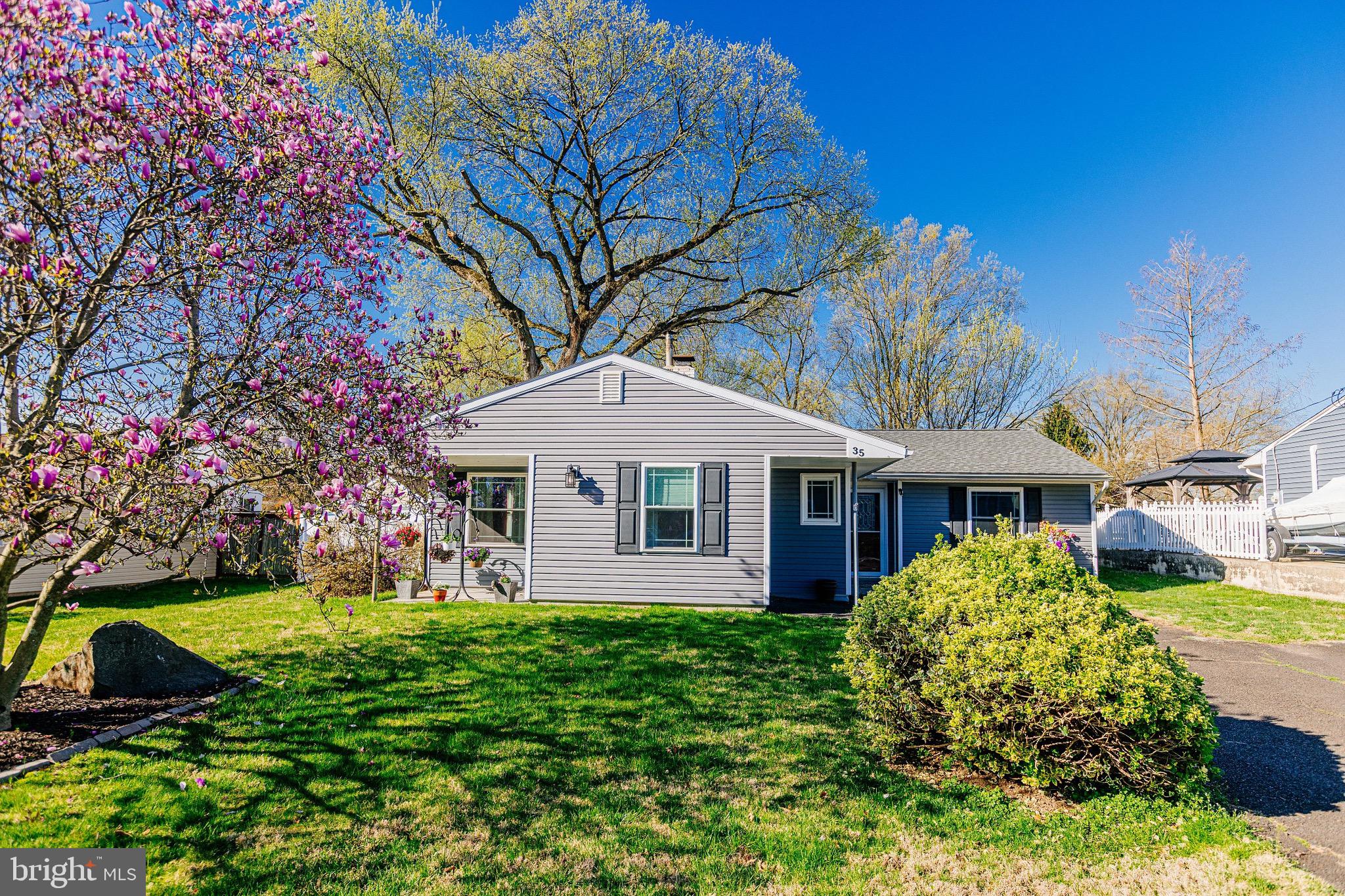 MAGNOLIA HILL - Residential