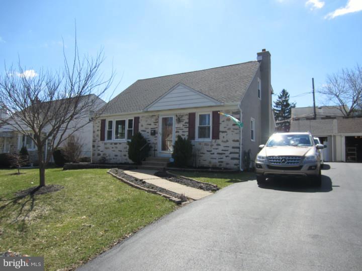 Updated three bedroom, 2 full bath, Cape Cod style home located on a quiet street in Havertown. Large living rm w/ bay window offering natural lighting, 1st floor master bedroom, full bath on 1st floor, open floor plan between dining rm & kitchen, updated kitchen w/ oak cabinets, granite counter tops, breakfast bar, stainless steel appliances, first floor laundry, family room opens out to back yard, hardwood floors in family rm and kitchen. Finished basement where floor is built on top of Sleeper Floor which protects from concrete flooring. Some of the upgrades include: New roof (2010), hybrid heat pump w/ 95% efficiency (16 SEER gas or electric), replacement windows, and a gas hot water heater (2014). Walk to Bailey Park, shopping, dining, public transportation, Routes 3 and 476, Elementary, Middle and High school