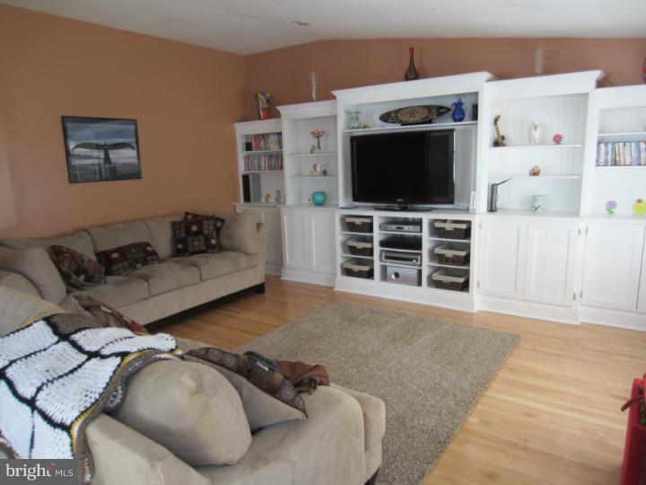 HAVERTOWN - Residential