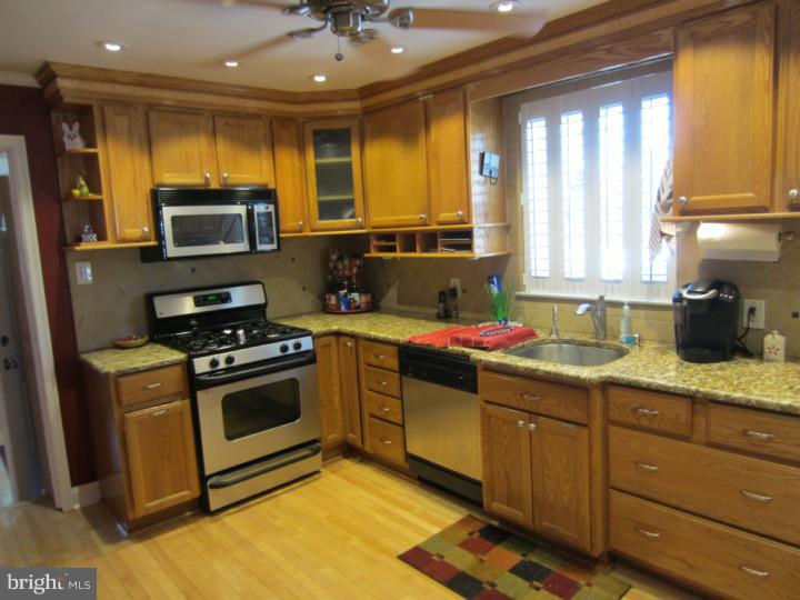 HAVERTOWN - Residential