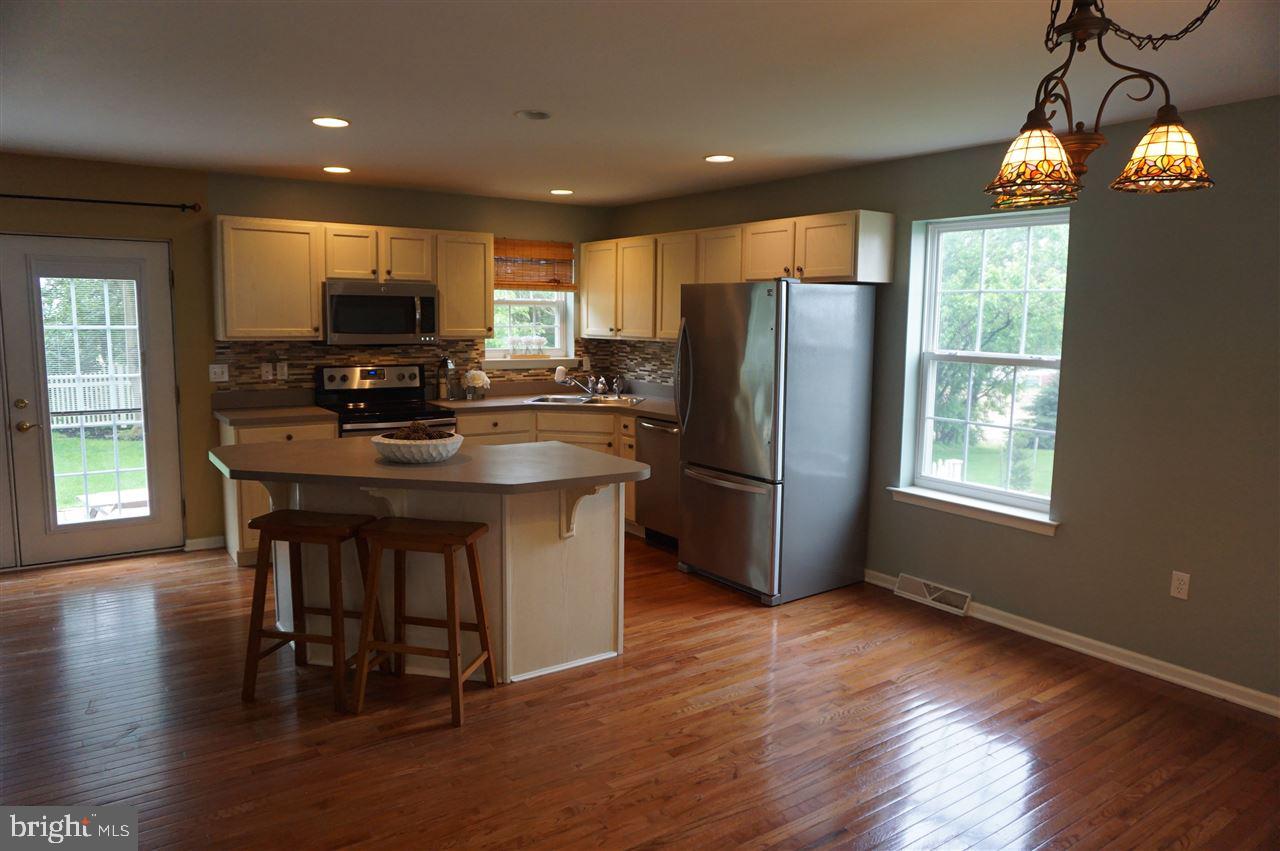 YORK TWP - Residential