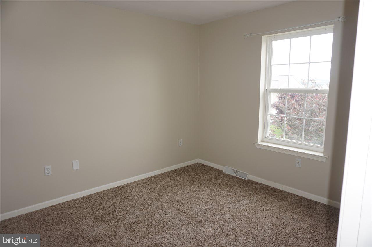 YORK TWP - Residential