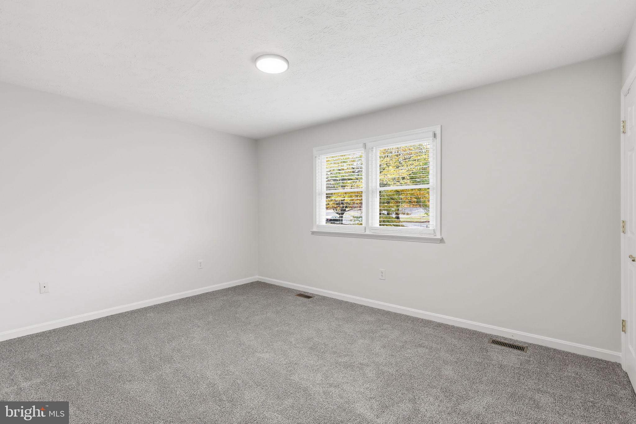 FARMINGTON HEIGHTS - Residential Lease