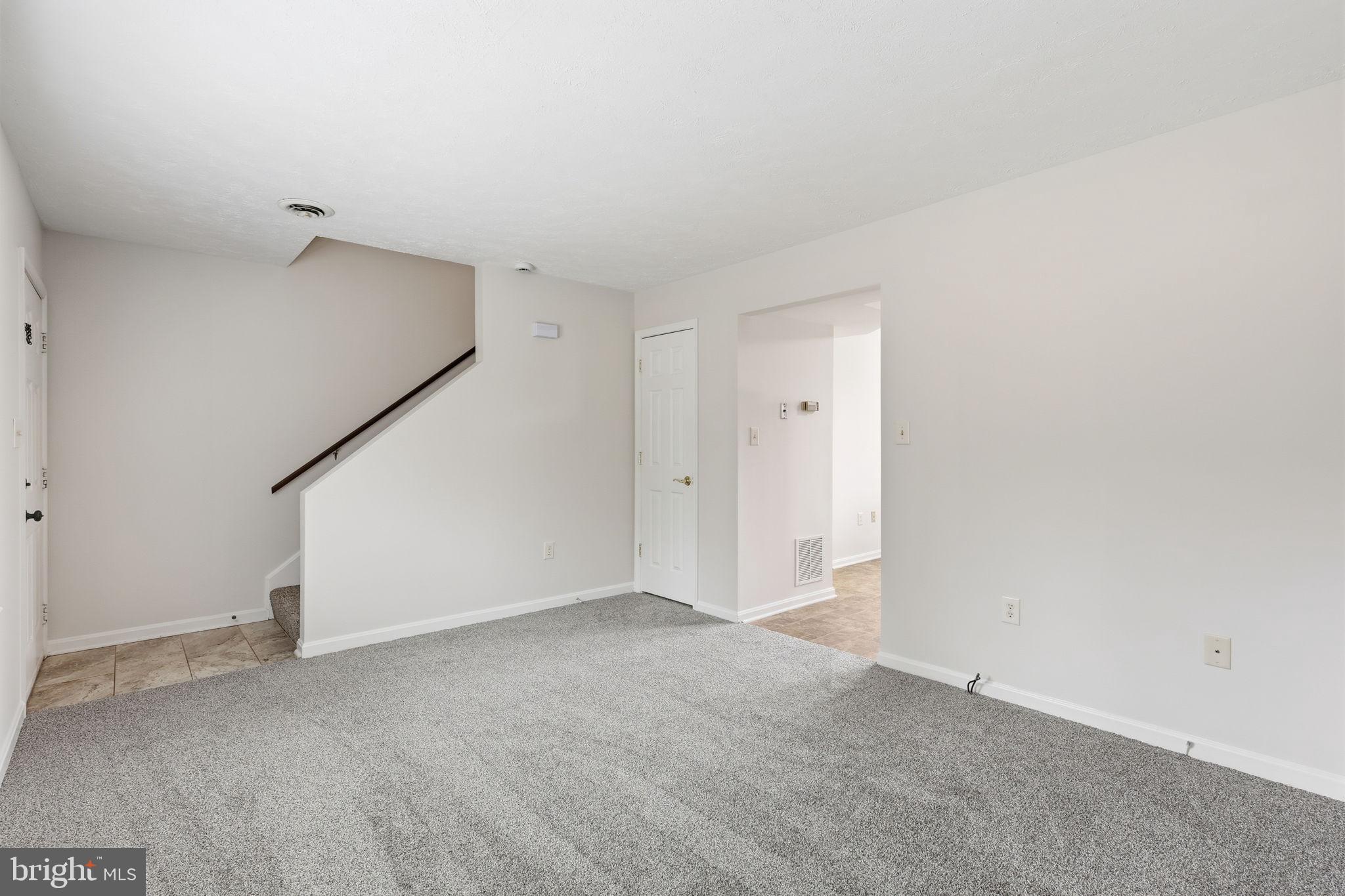 FARMINGTON HEIGHTS - Residential Lease