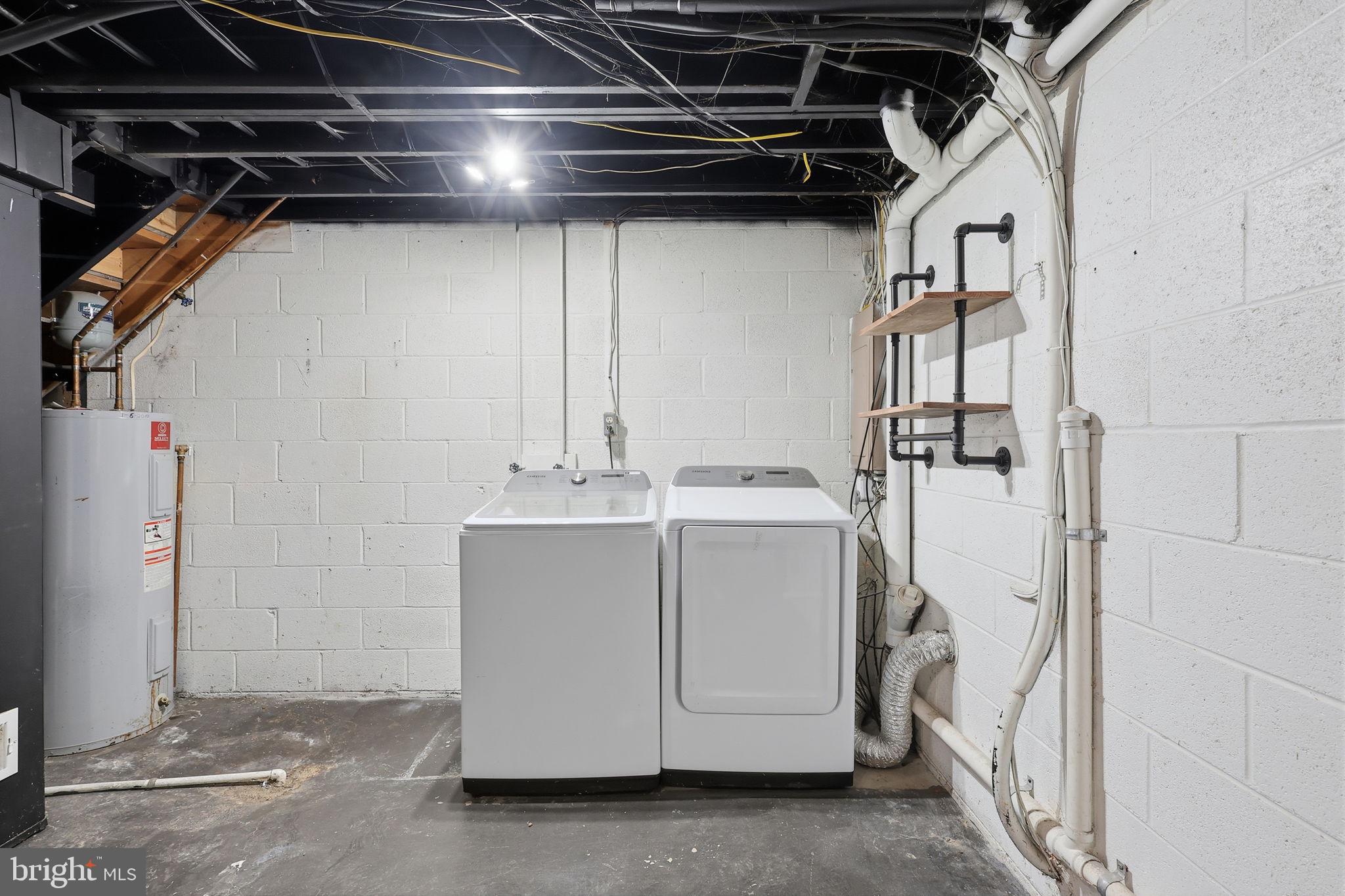 FARMINGTON HEIGHTS - Residential Lease