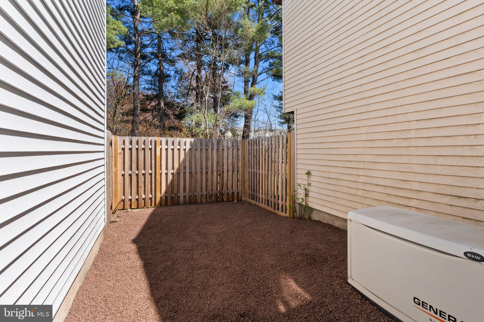 NEWTOWN CROSSING - Residential