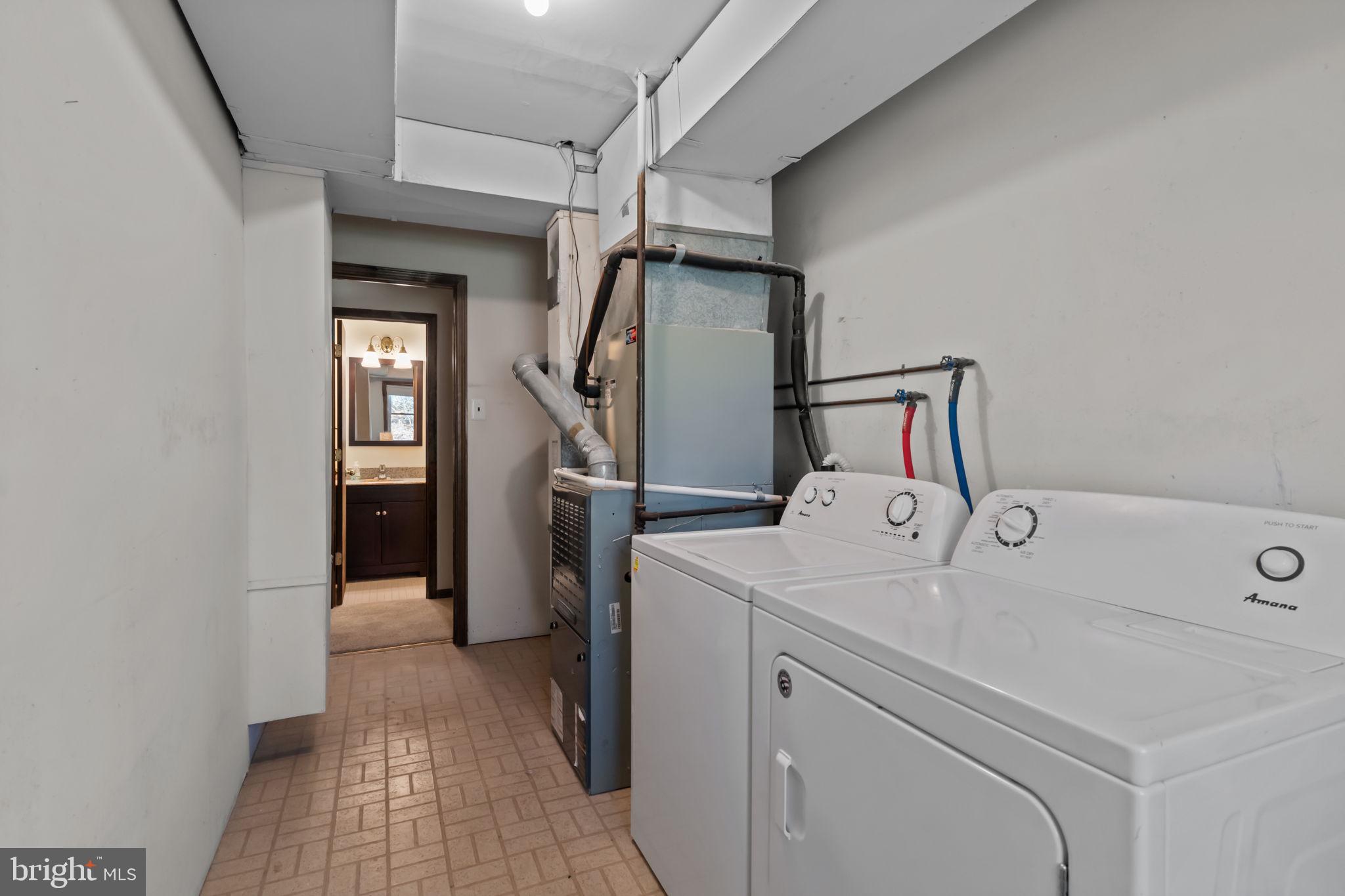 NEWTOWN CROSSING - Residential