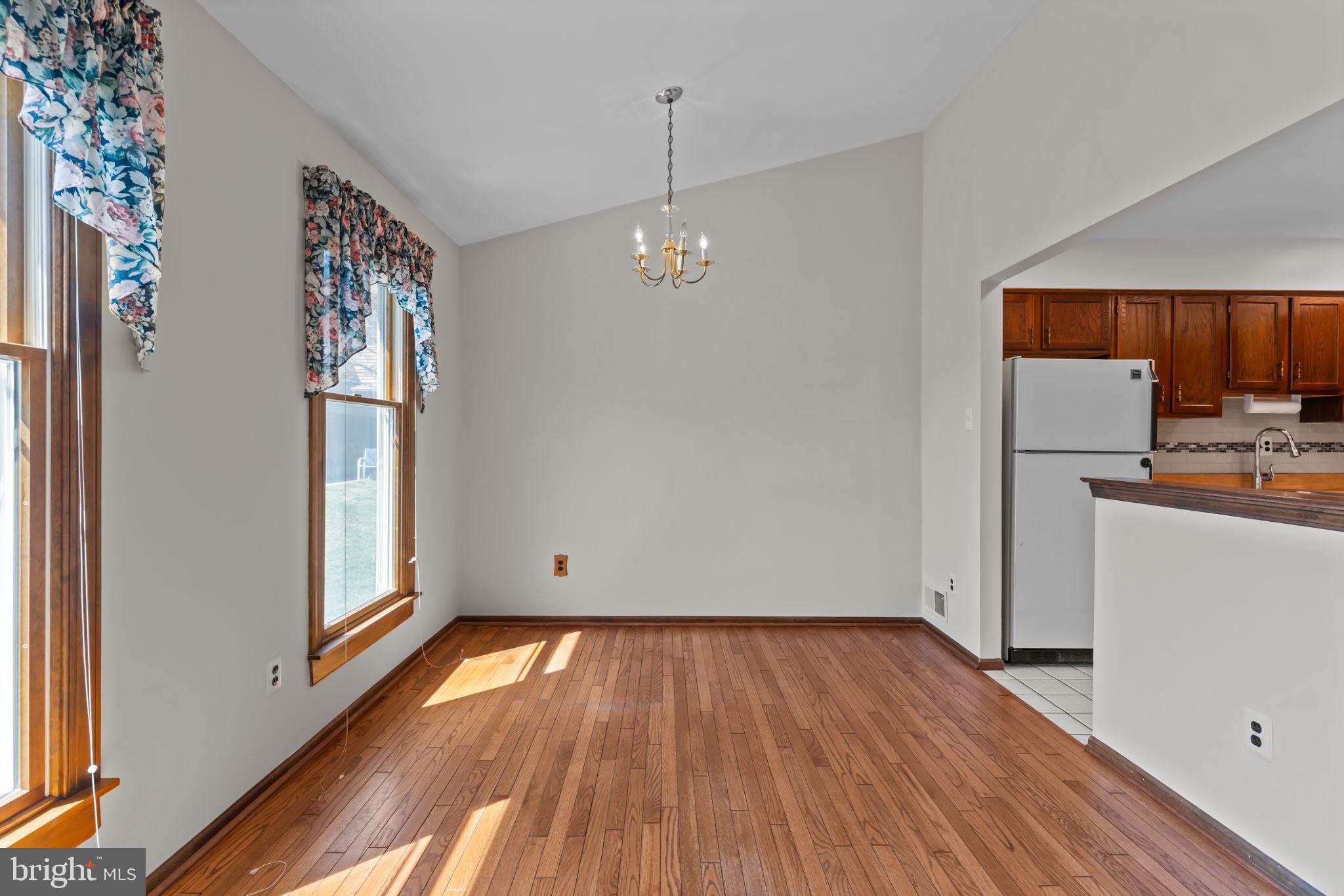 NEWTOWN CROSSING - Residential