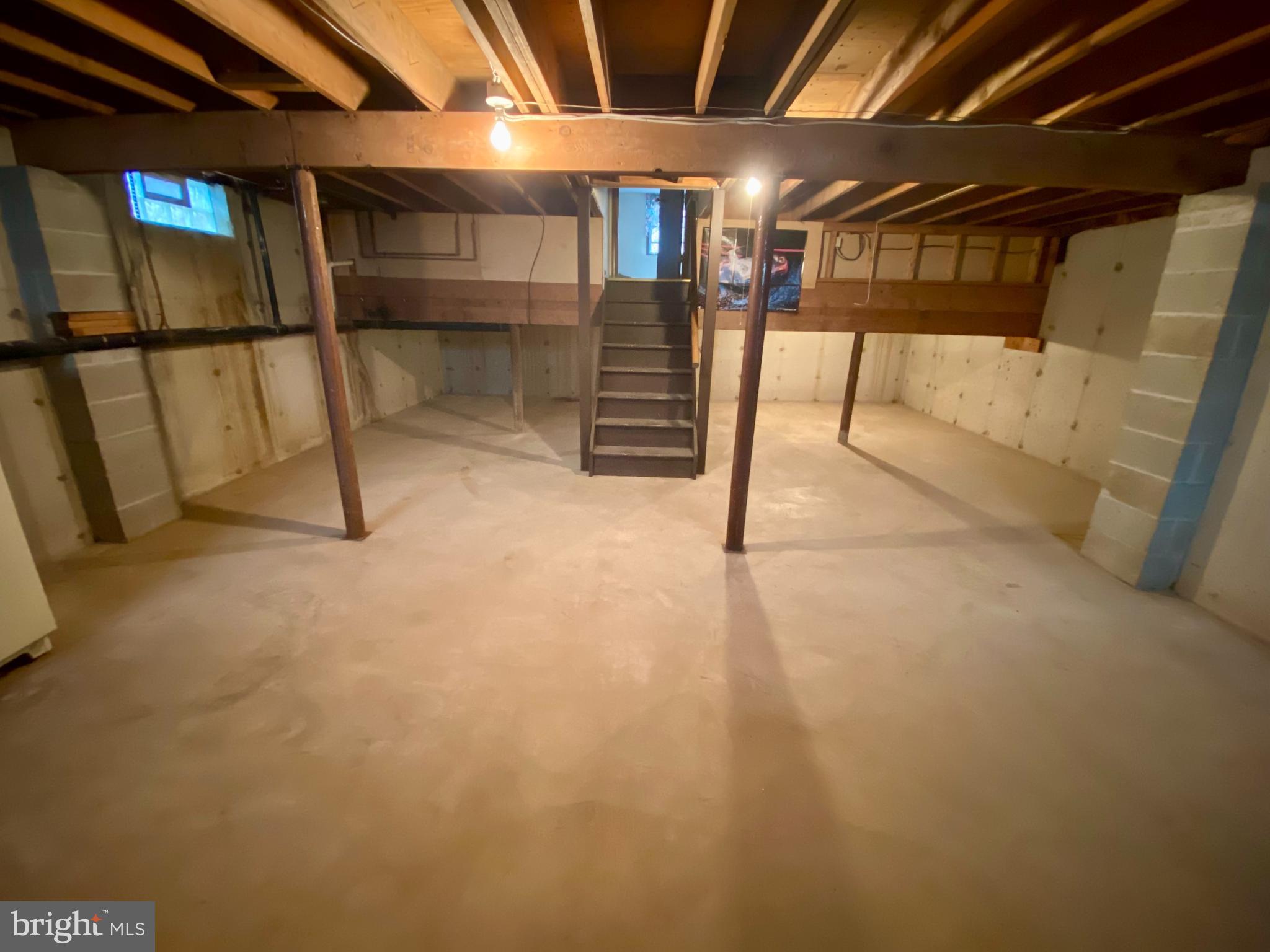 NEWTOWN CROSSING - Residential