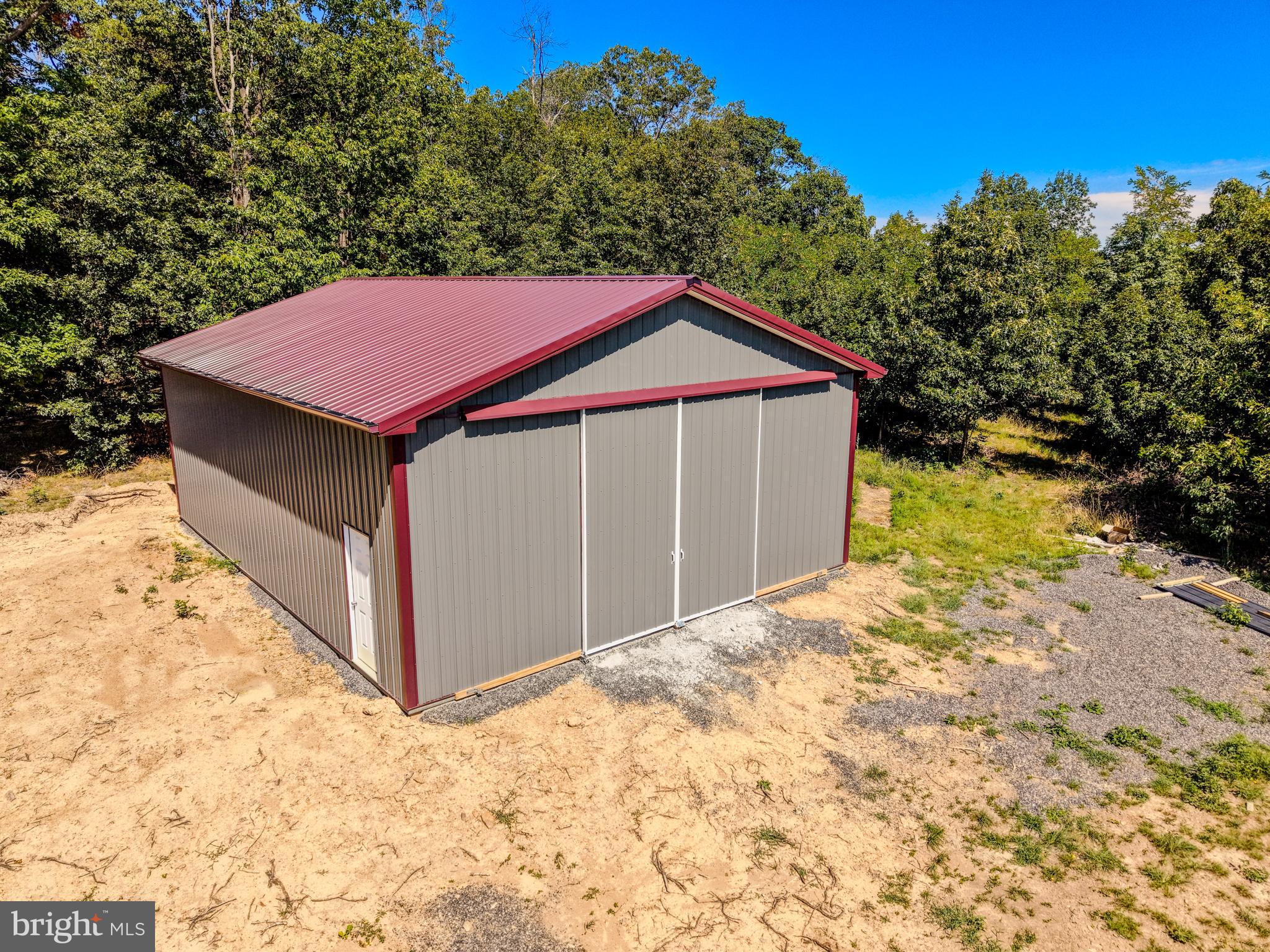 15ac GOLDSBOROUGH RD