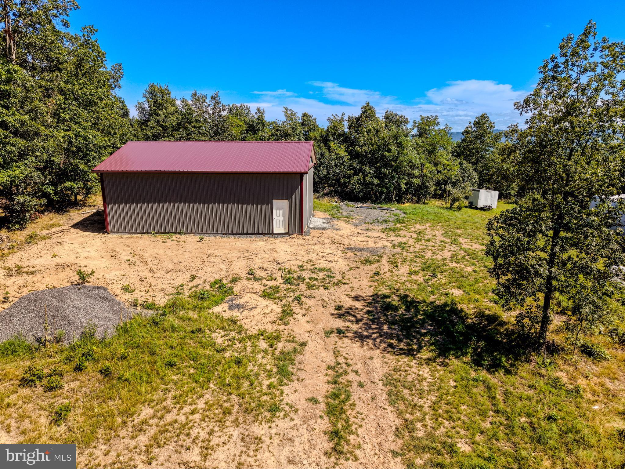 15ac GOLDSBOROUGH RD