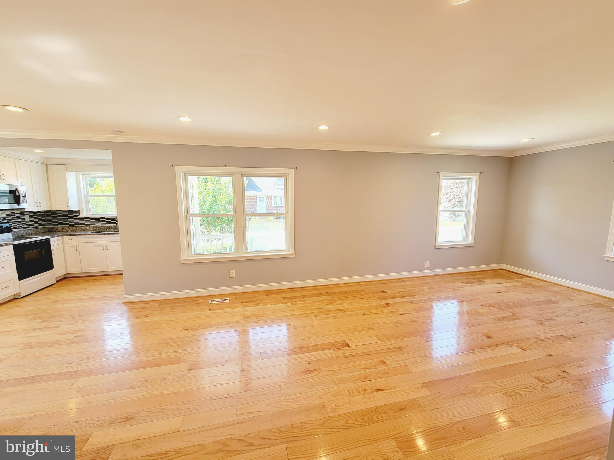 ARUNDEL GARDENS - Residential