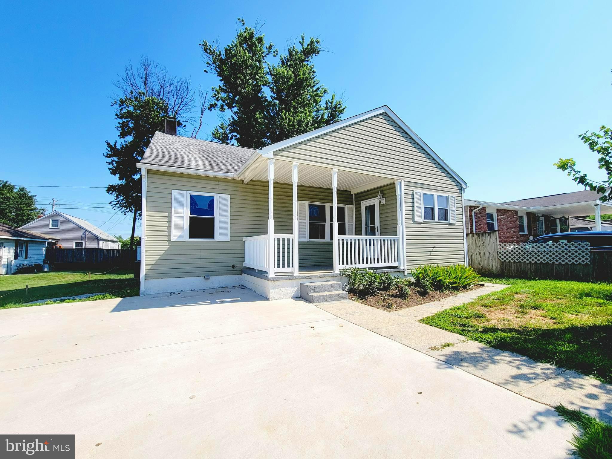 ARUNDEL GARDENS - Residential