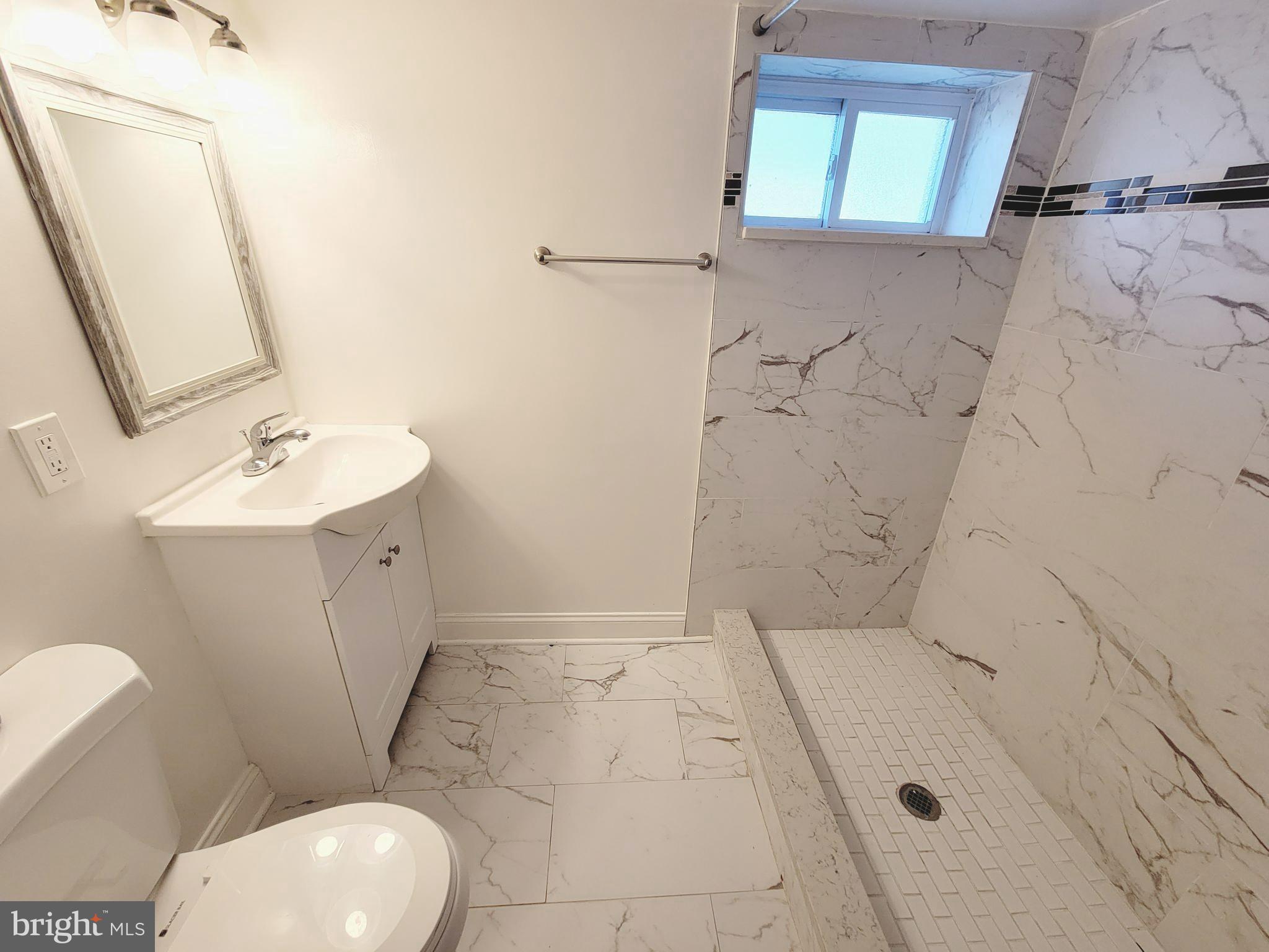 ARUNDEL GARDENS - Residential