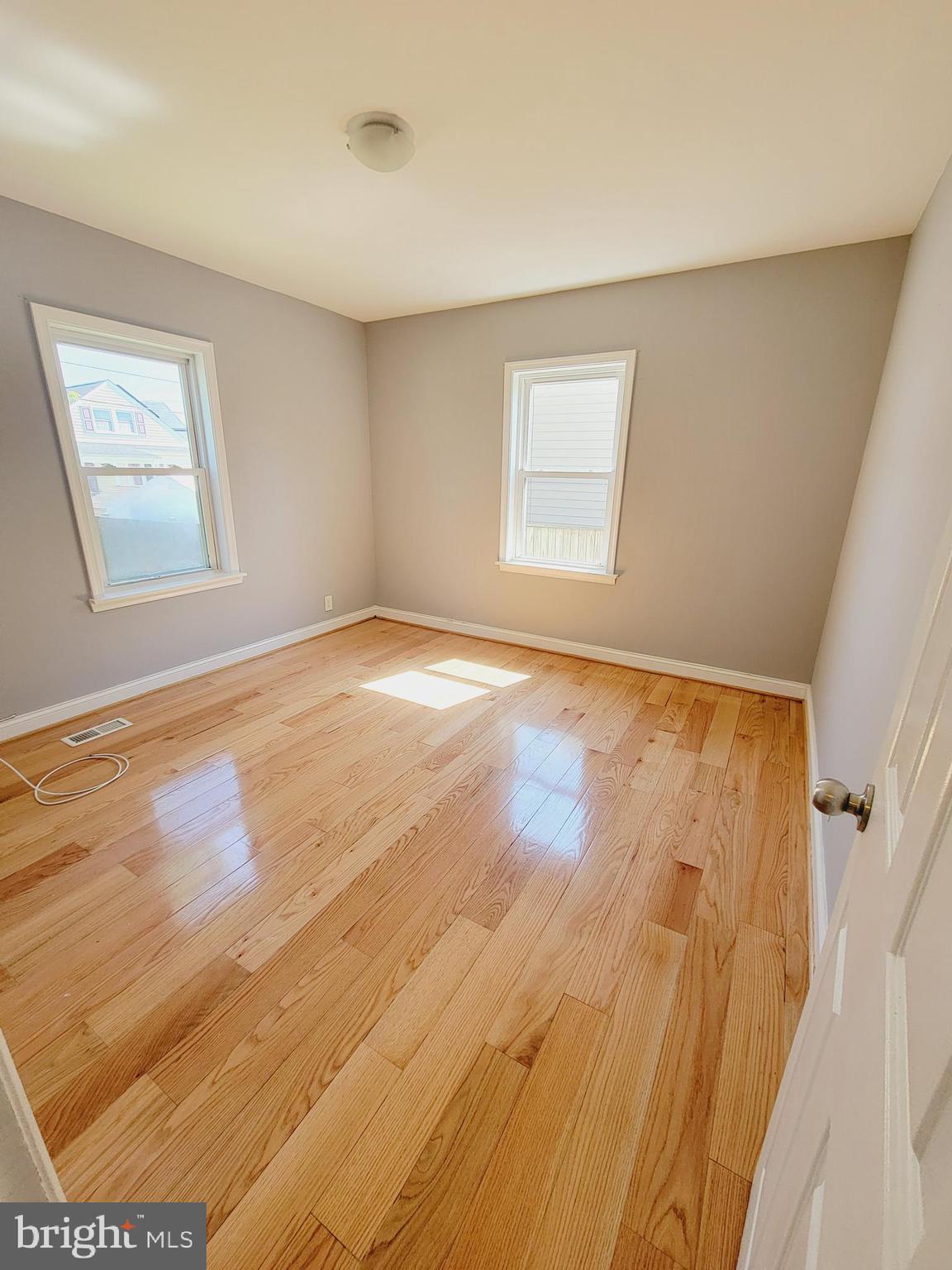 ARUNDEL GARDENS - Residential