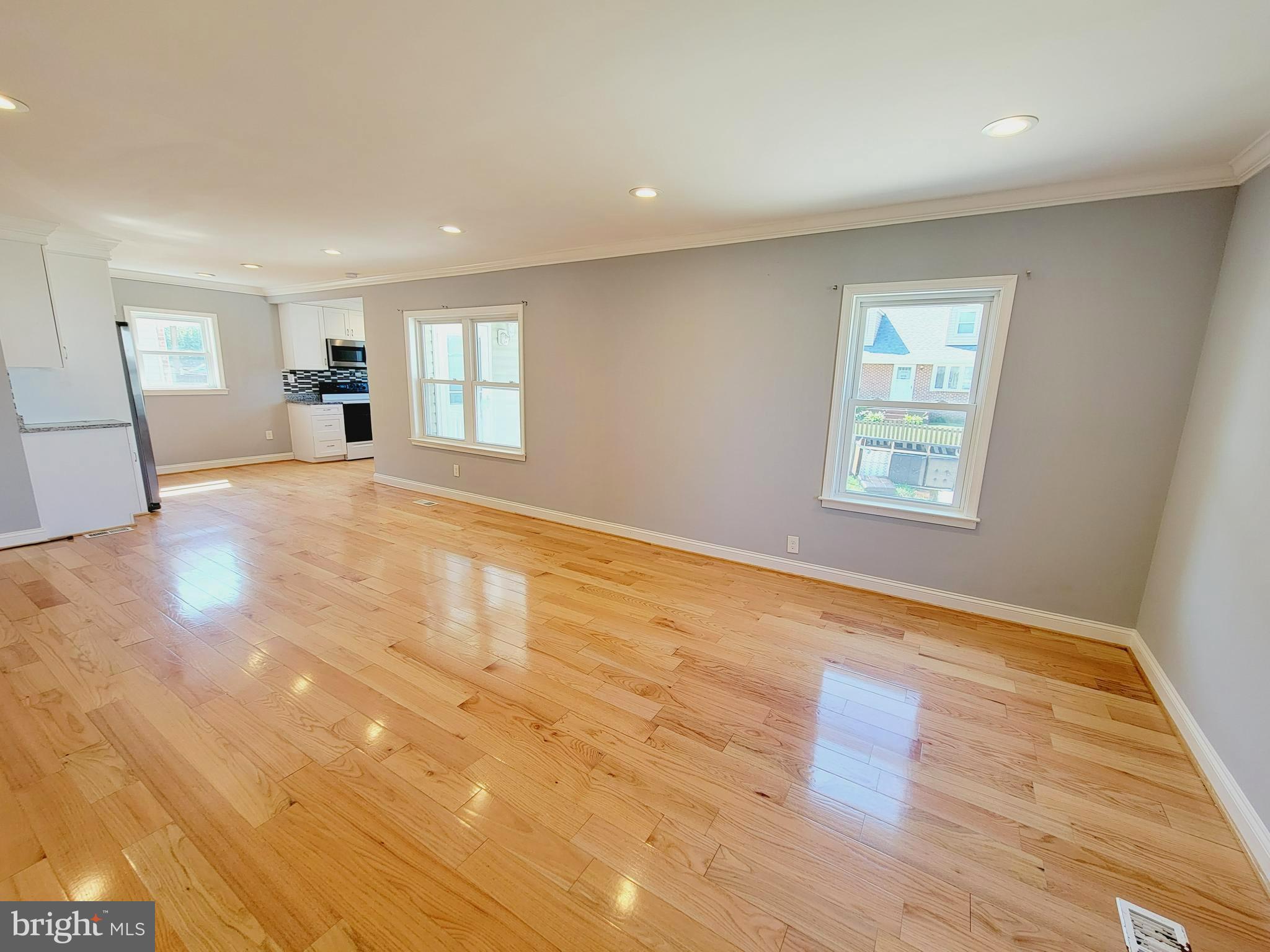 ARUNDEL GARDENS - Residential