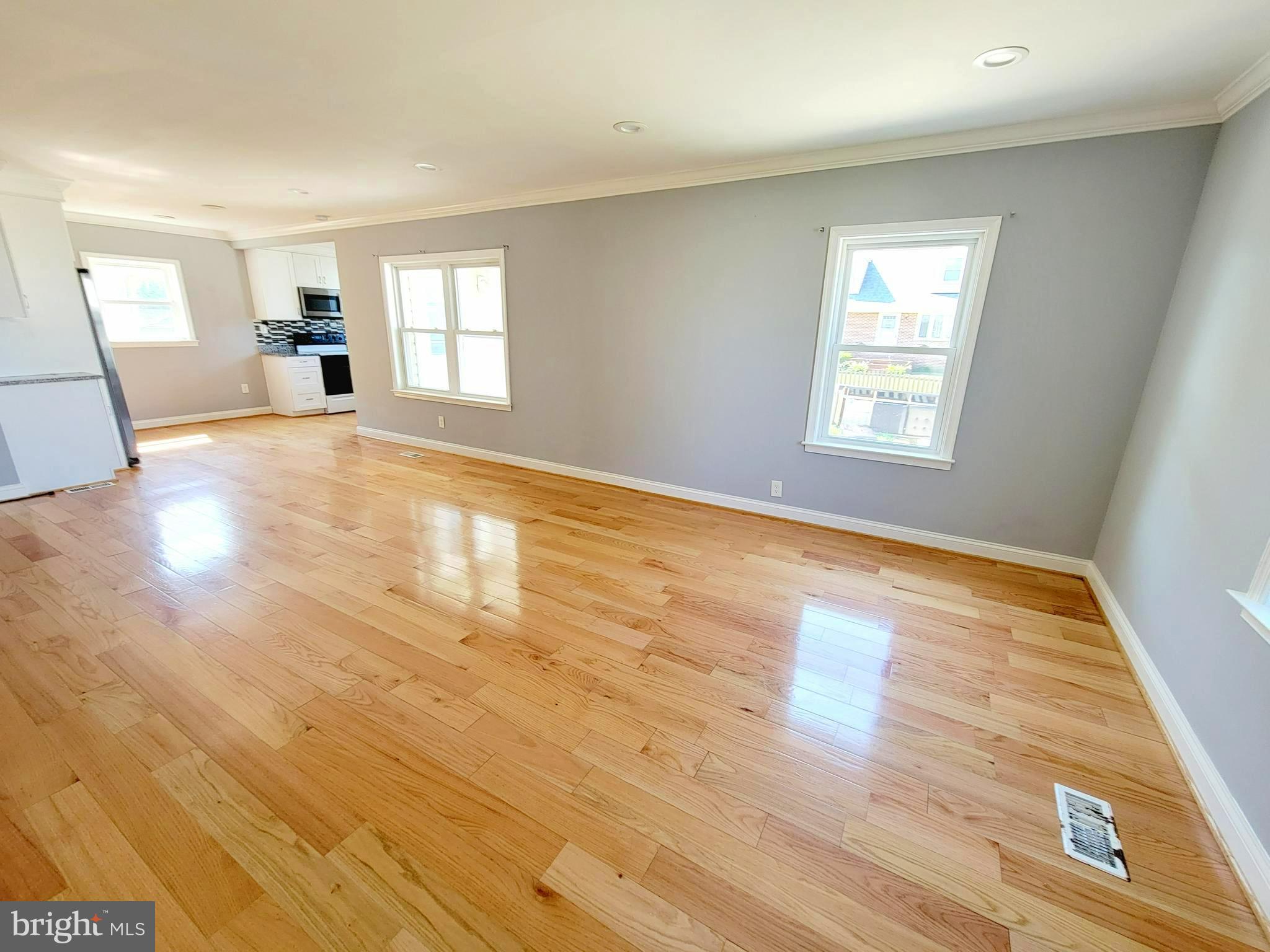 ARUNDEL GARDENS - Residential