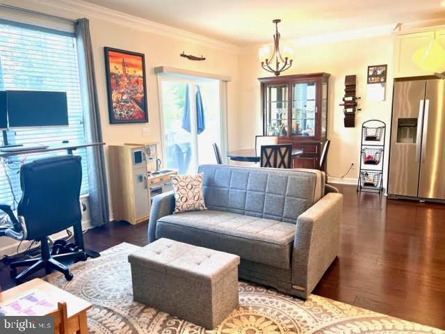 BELMONT RUN - Residential Lease