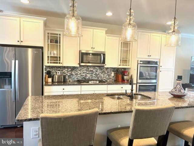 BELMONT RUN - Residential Lease