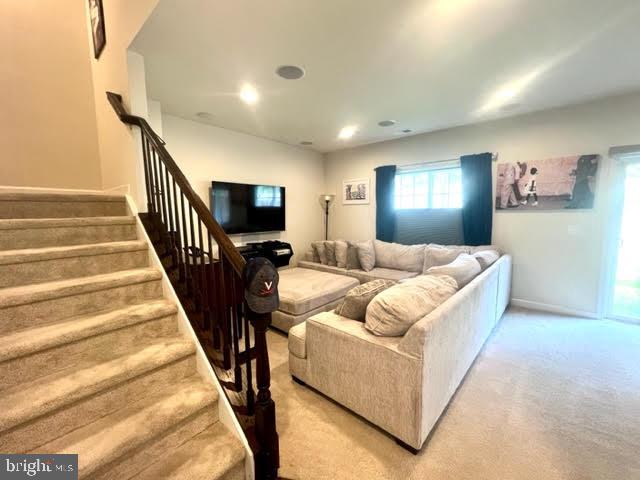 BELMONT RUN - Residential Lease