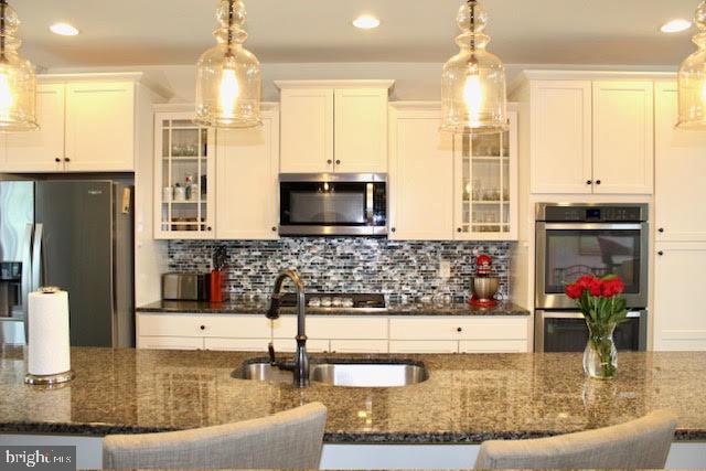 BELMONT RUN - Residential Lease