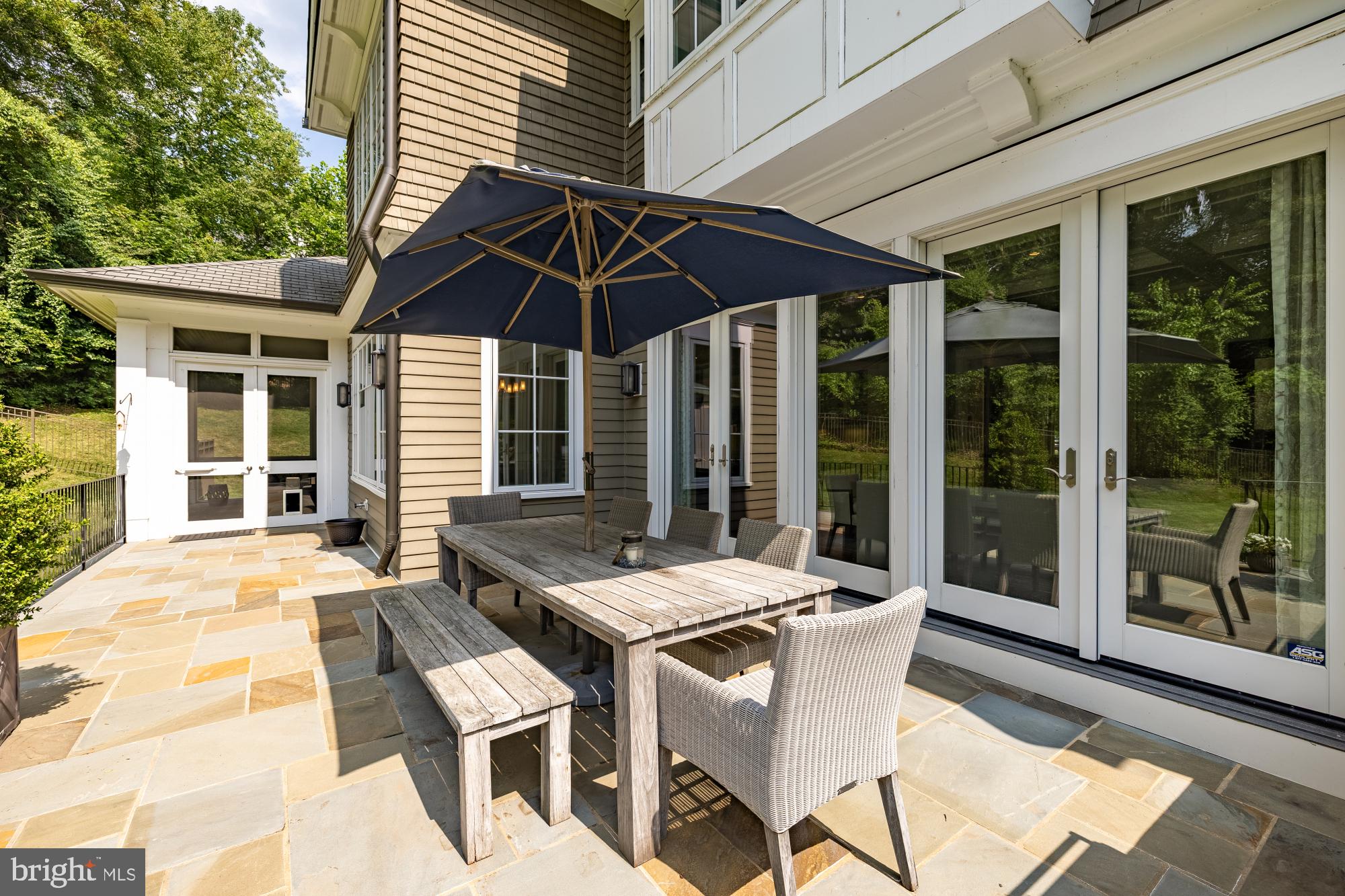 LYBROOK - Residential