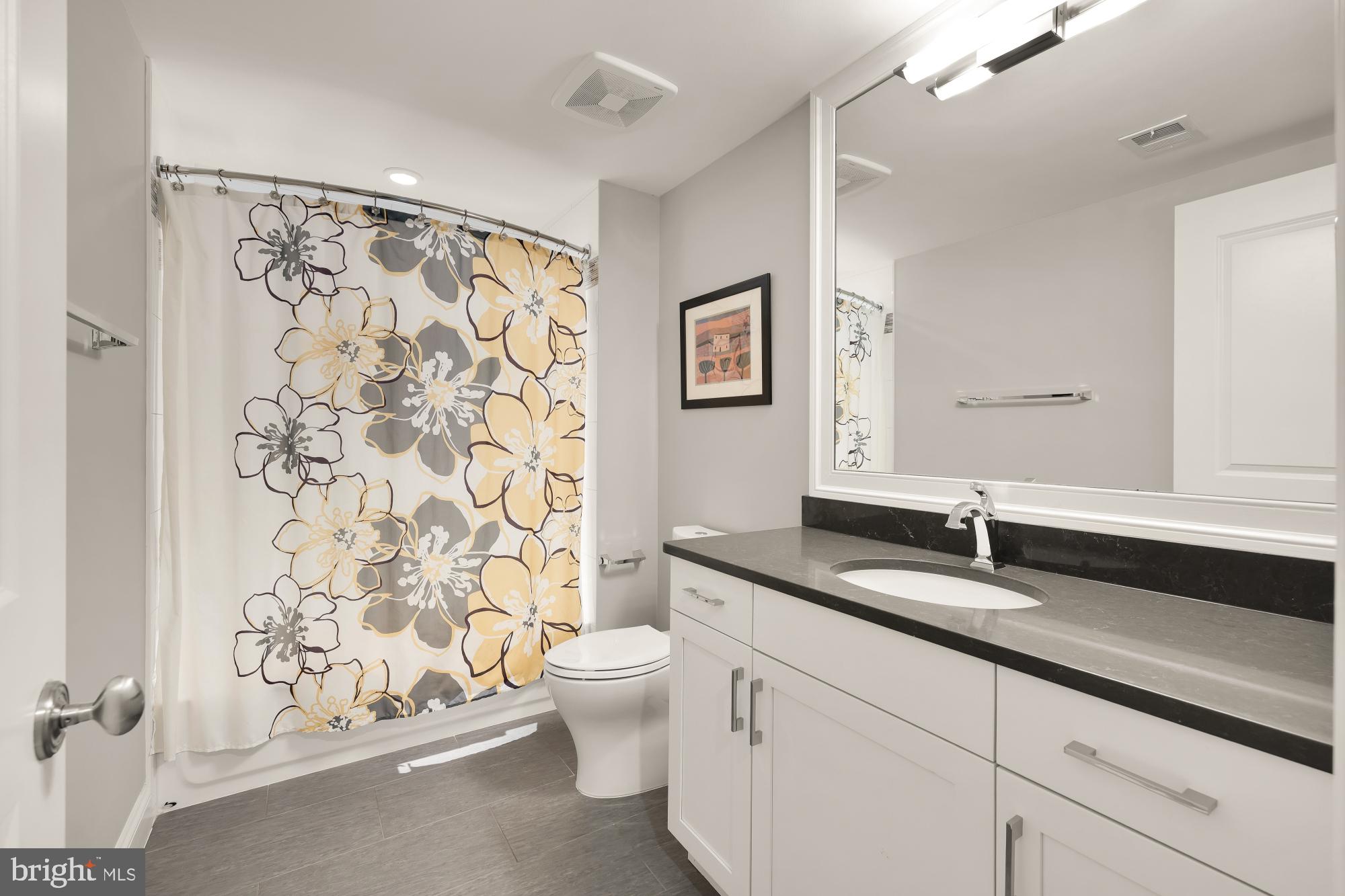 LYBROOK - Residential